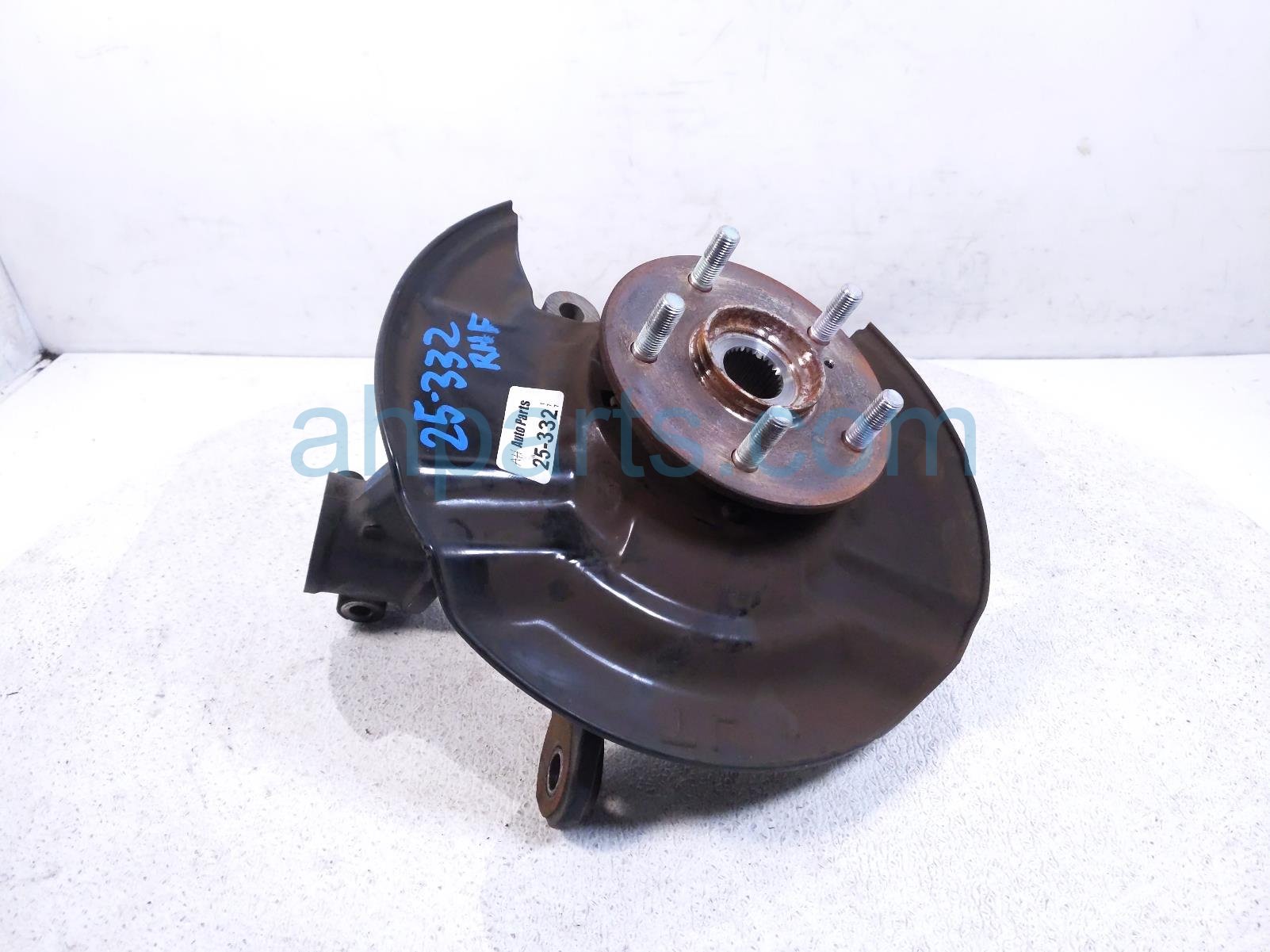 Honda FR/RH SPINDLE KNUCKLE HUB