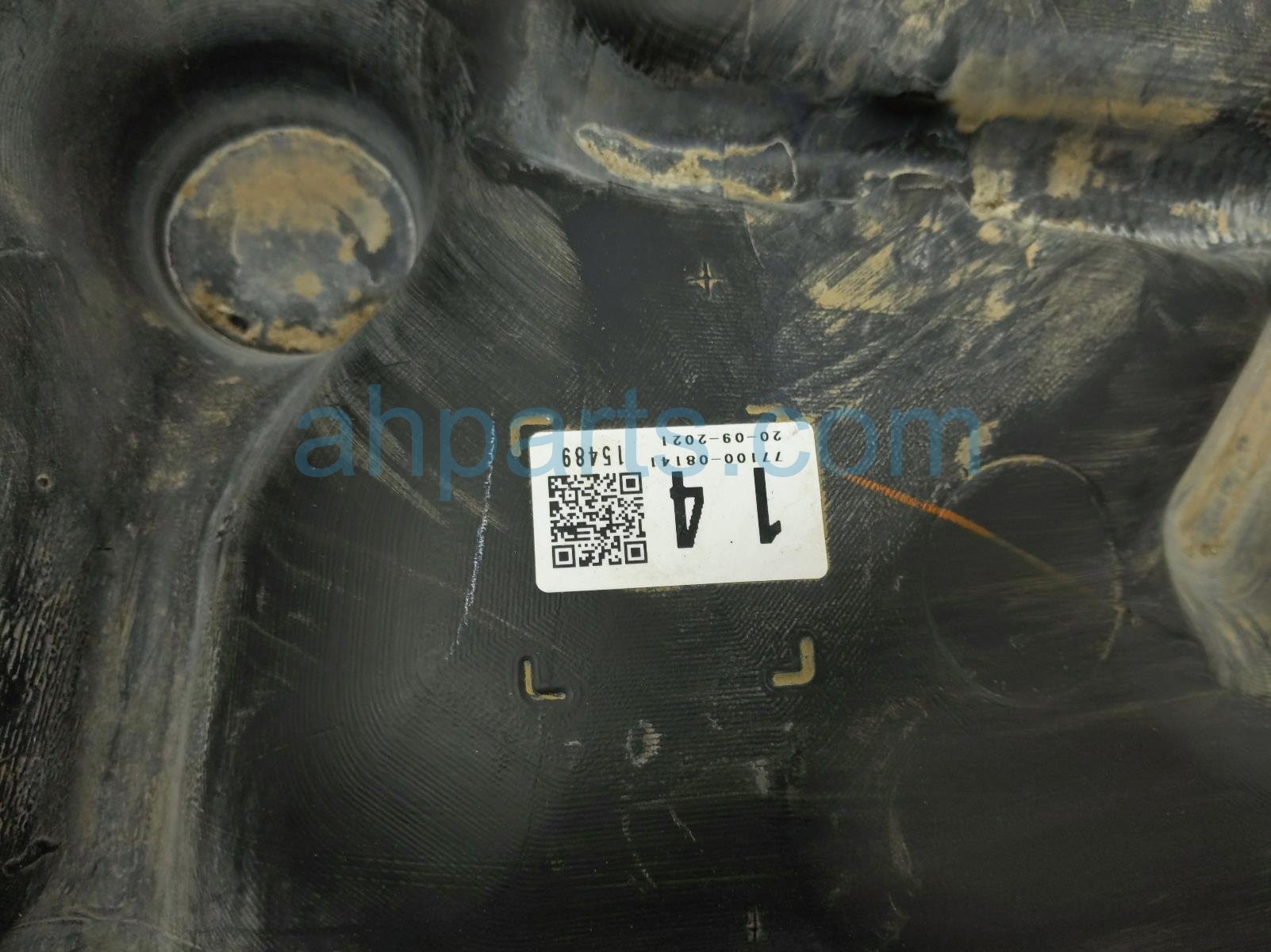 2022 Toyota Sienna Gas / Fuel Tank 77001 08130 Replacement 2022 Toyota Sienna Gas / Fuel Tank 77001 08130 Replacement thumbnail