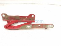 $50 Hyundai RH HOOD HINGE - RED $50 Hyundai RH HOOD HINGE - RED