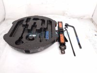 Nissan JACK TOOL KIT W/FOAM HOLDER Nissan JACK TOOL KIT W/FOAM HOLDER