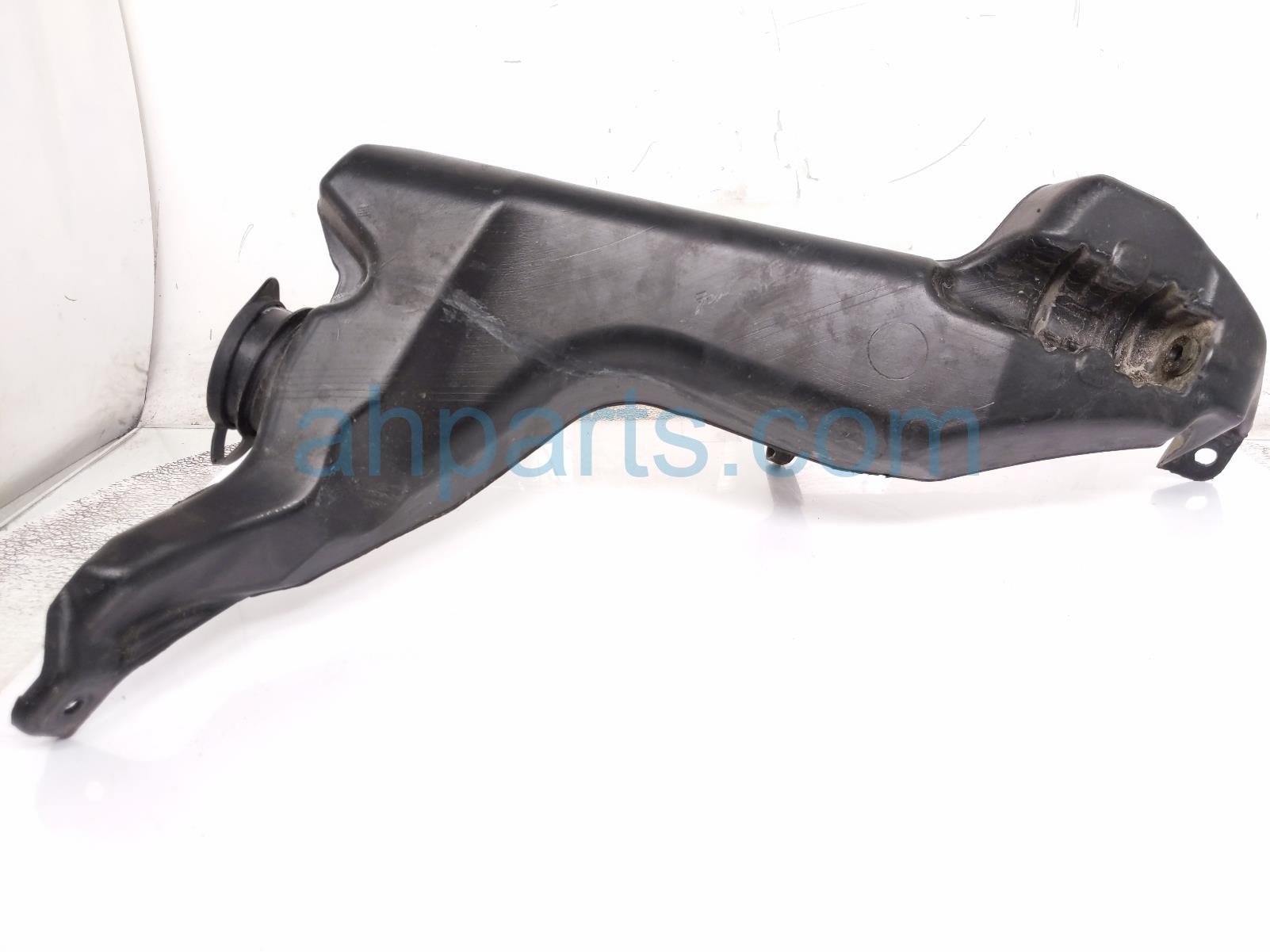 2020 Acura RDX Windshield Washer Reservoir Tank 76841 TJB A02 Replacement 2020 Acura RDX Windshield Washer Reservoir Tank 76841 TJB A02 Replacement thumbnail