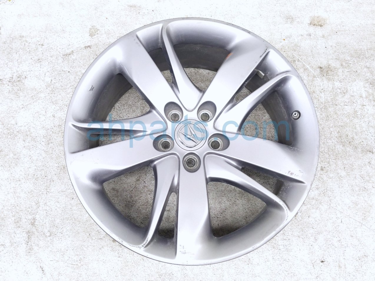 $150 Acura RR/RH WHEEL / RIM -