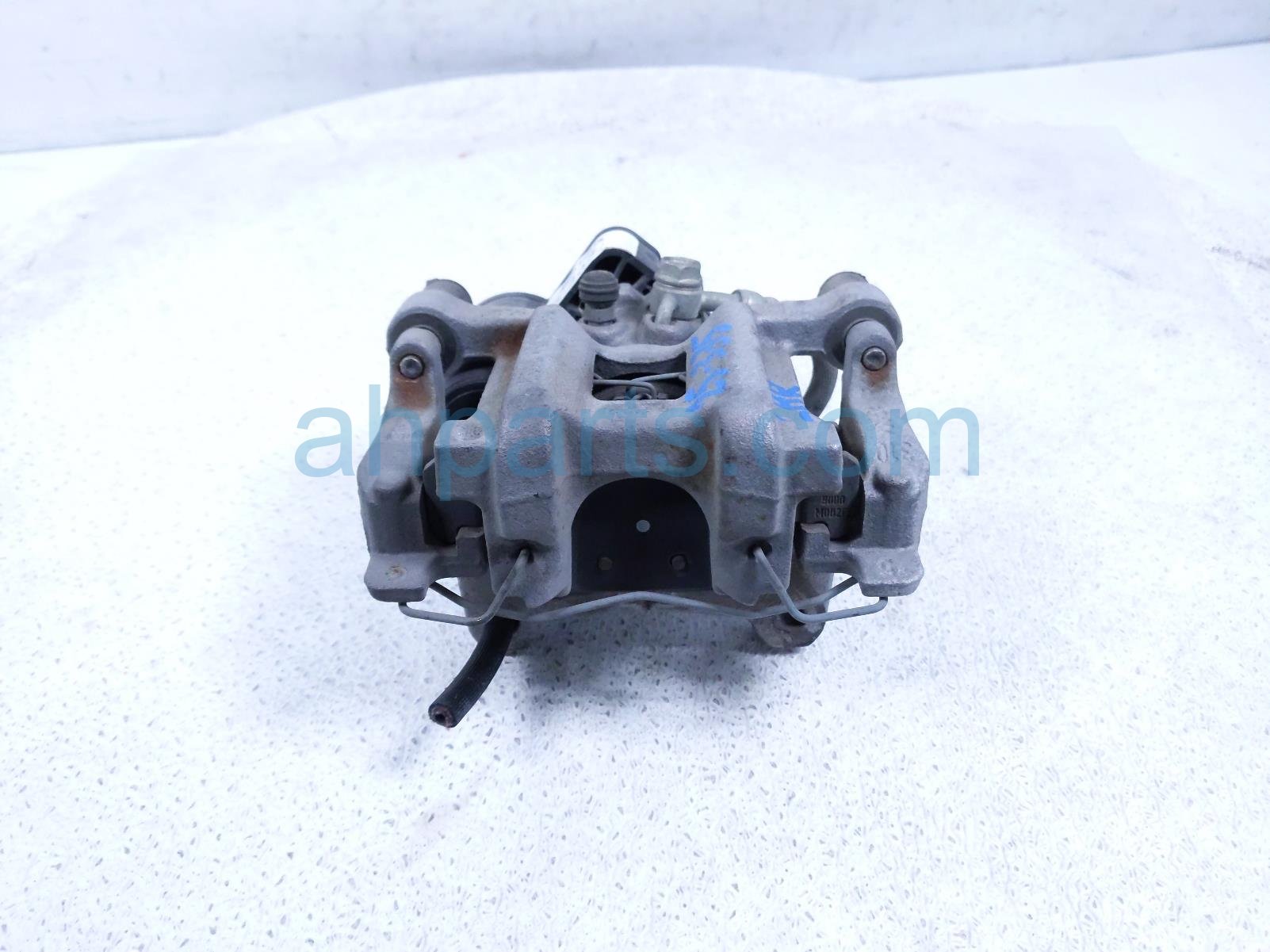 2020 Acura RDX Core Core Rear Driver Brake Caliper 43019 TJB A03 Replacement 2020 Acura RDX Core Core Rear Driver Brake Caliper 43019 TJB A03 Replacement thumbnail