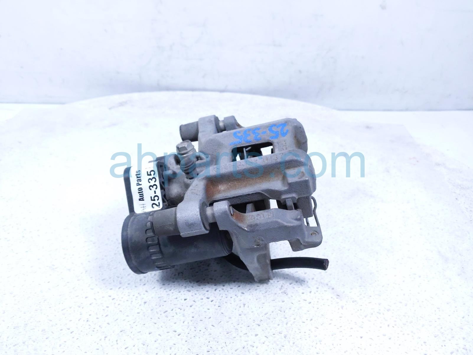 2020 Acura RDX Core Core Rear Driver Brake Caliper 43019 TJB A03 Replacement 2020 Acura RDX Core Core Rear Driver Brake Caliper 43019 TJB A03 Replacement thumbnail