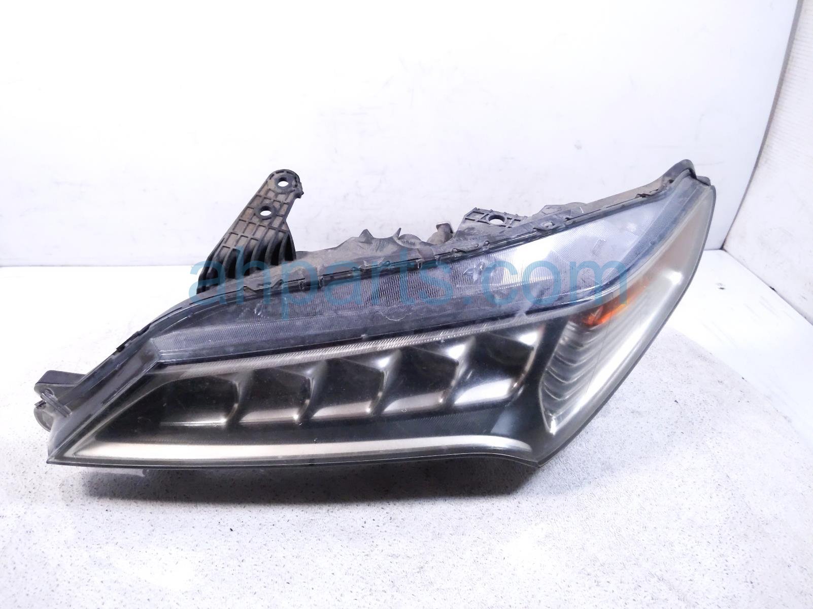 2015 Acura TLX Headlight Driver Headlamp / Light Broken Tabs 33150 TZ3 A01 Replacement 2015 Acura TLX Headlight Driver Headlamp / Light Broken Tabs 33150 TZ3 A01 Replacement thumbnail