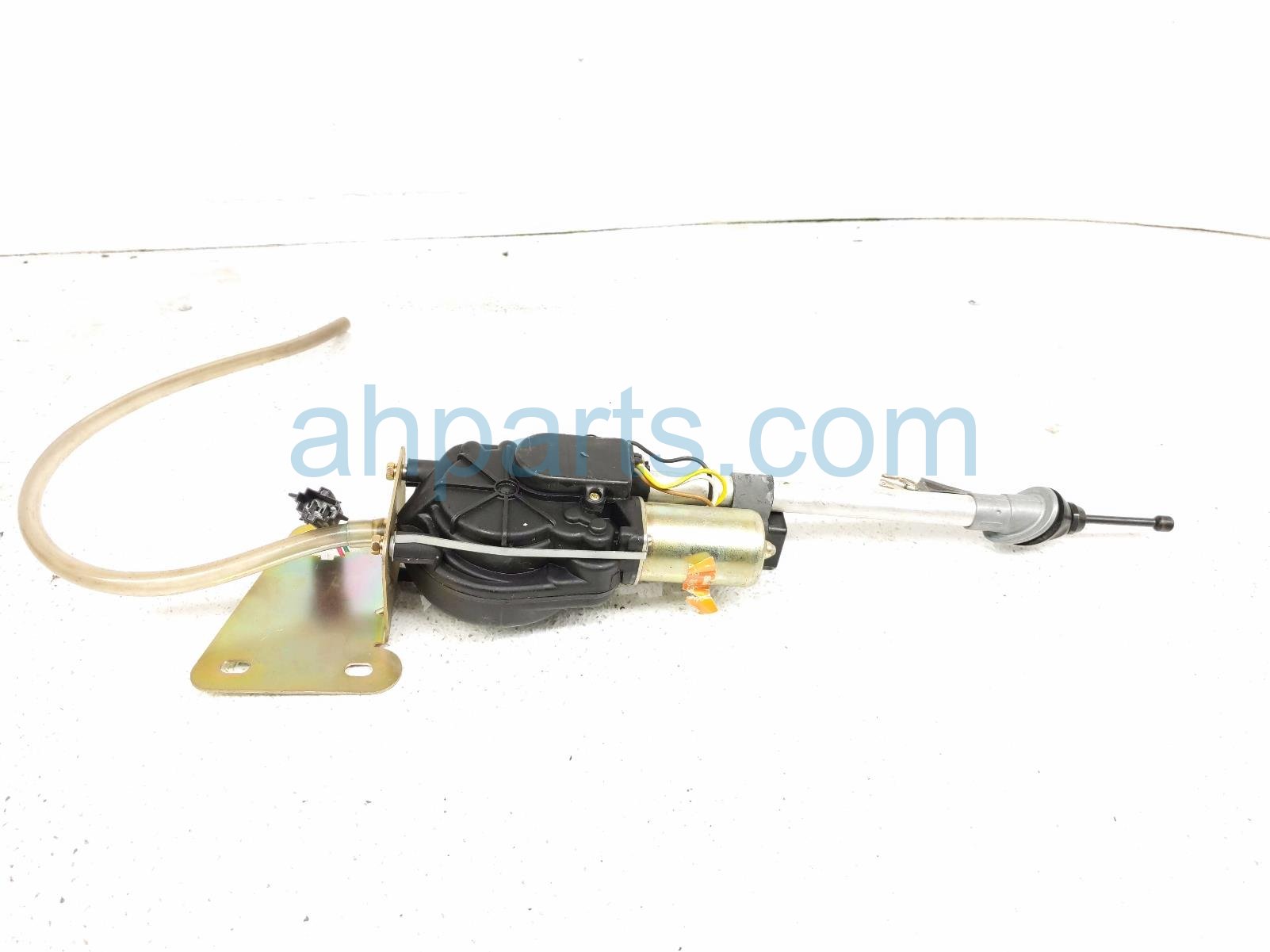 $80 Saab POWER ANTENNA ASSY -