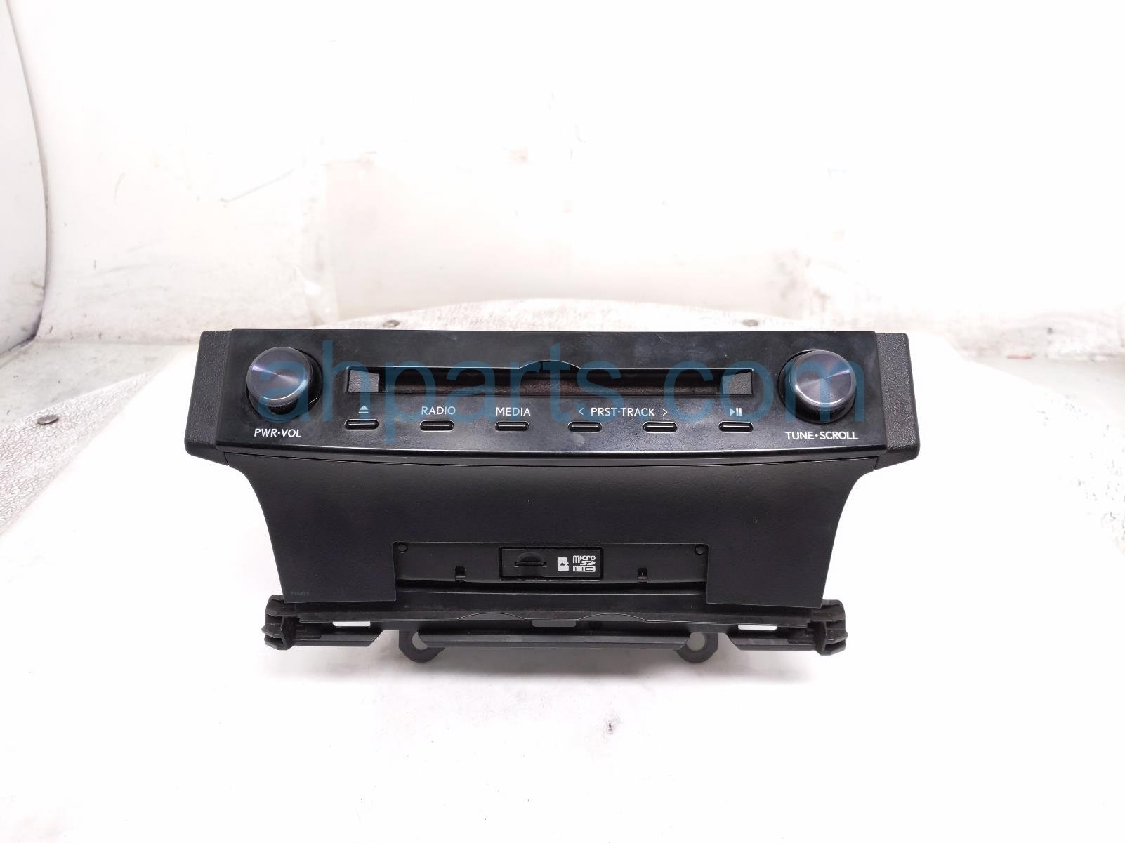 $995 Lexus RADIO HEAD UNIT CD PLAYER - NOTES