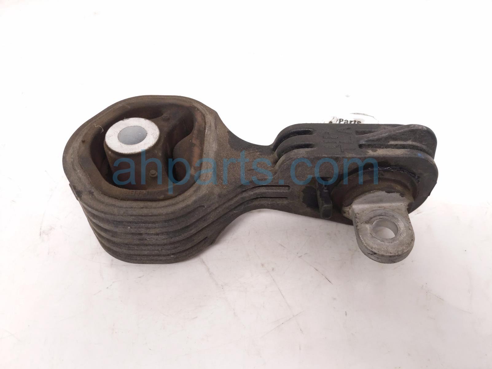 Honda ENGINE MOUNT UPPER TORQUE ROD