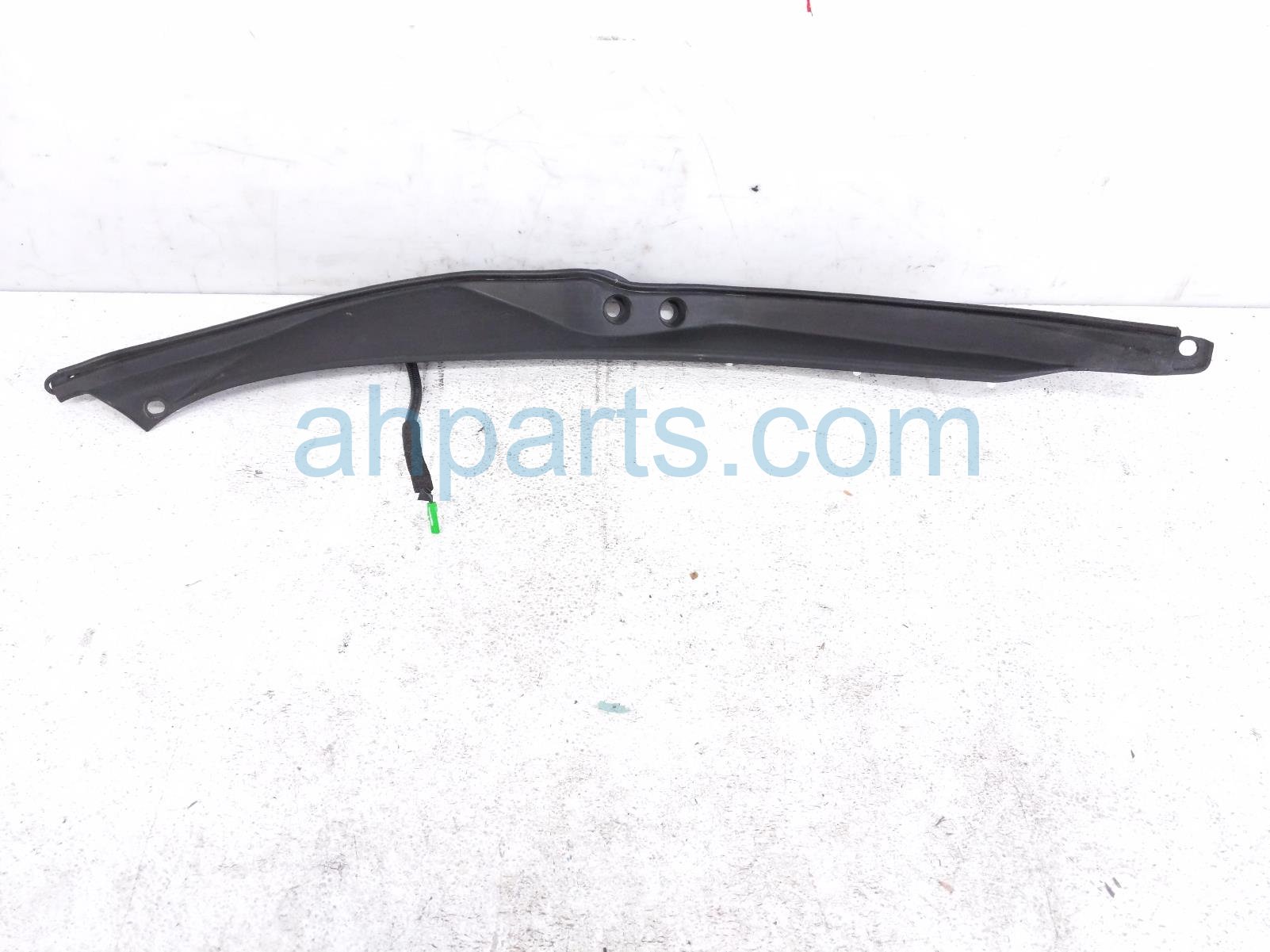 Honda RH TAILGATE PINCH SENSOR W/TRIM