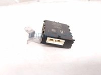Toyota WINDSHIELD WIPER RELAY MODULE Toyota WINDSHIELD WIPER RELAY MODULE