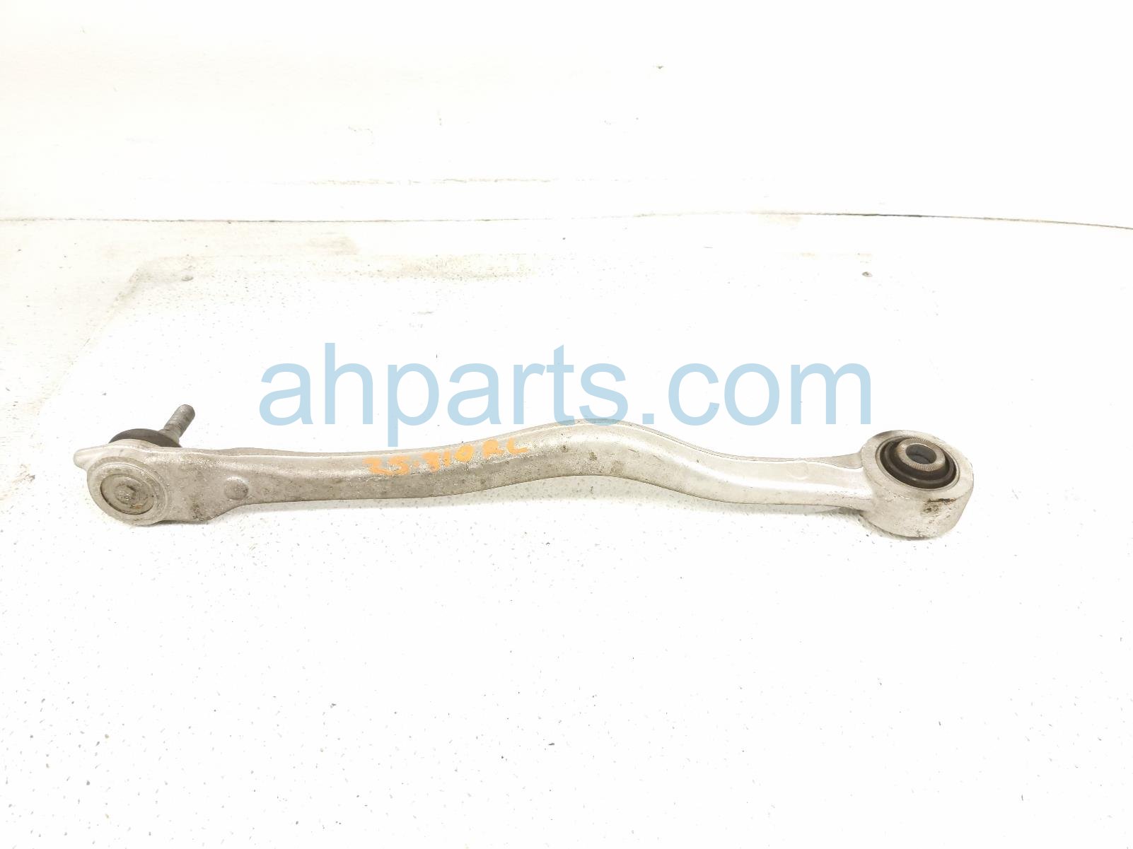 $65 Lexus RR/LH LATERAL LOWER CONTROL ARM