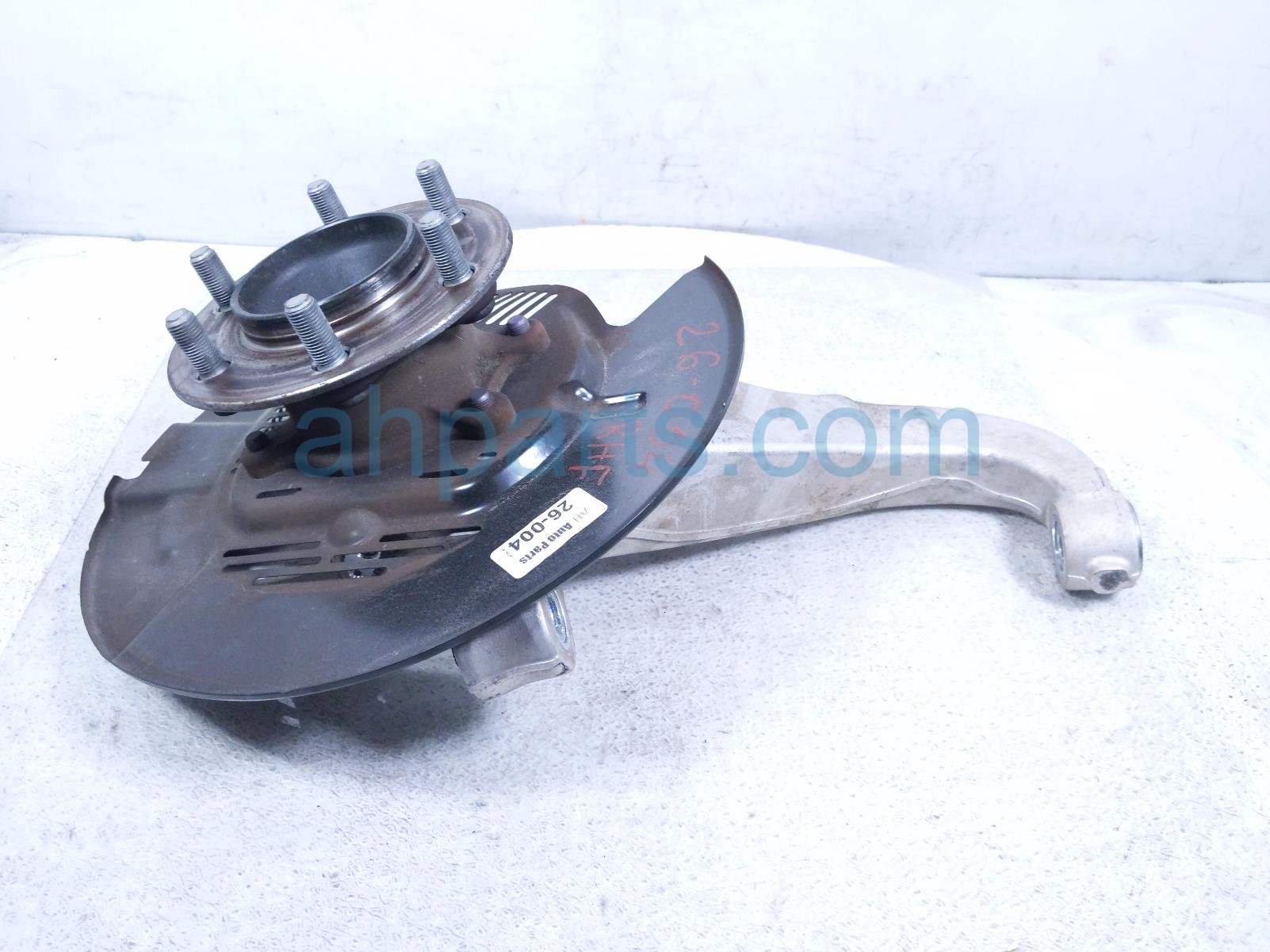 $400 Toyota FR/RH SPINDLE KNUCKLE HUB - 4X2