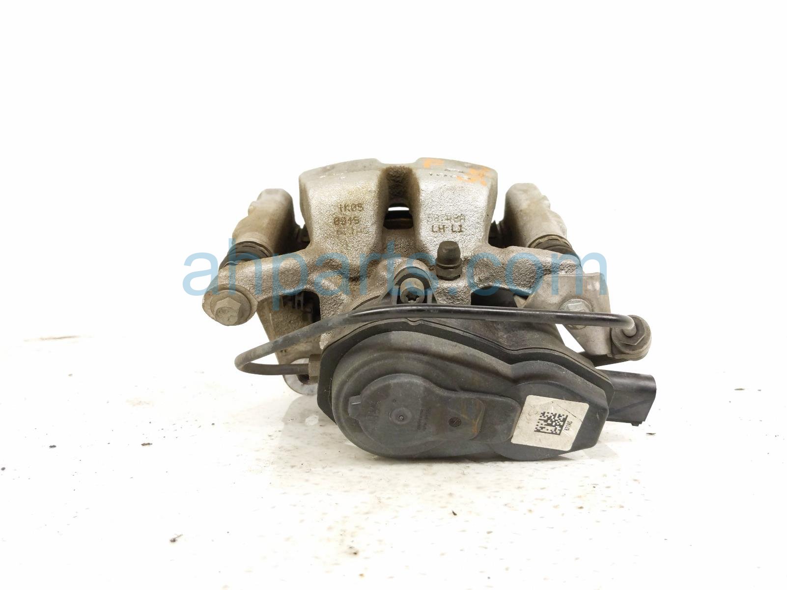 2023 Jeep Cherokee Rear Driver Brake Caliper 68526655AA Replacement 2023 Jeep Cherokee Rear Driver Brake Caliper 68526655AA Replacement thumbnail
