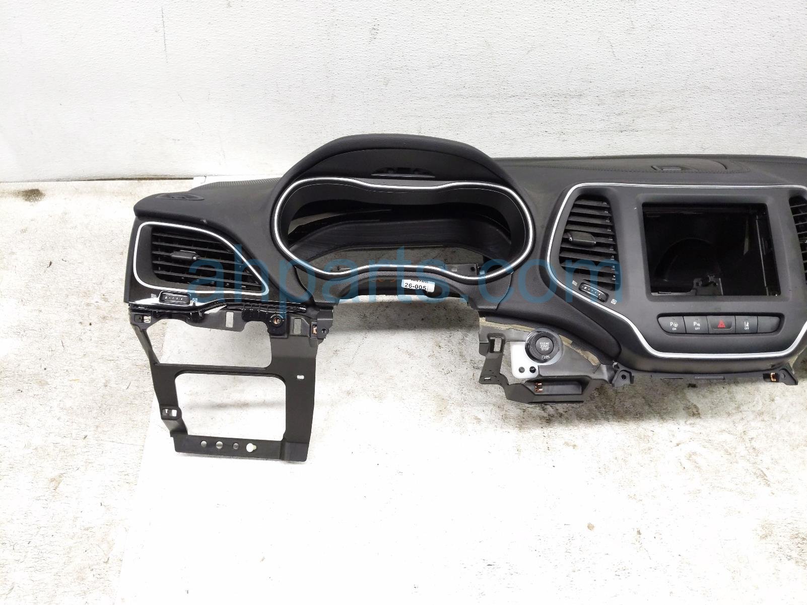 2023 Jeep Cherokee Dashboard W/ Airbag 6SP91DX9AB Replacement 2023 Jeep Cherokee Dashboard W/ Airbag 6SP91DX9AB Replacement thumbnail