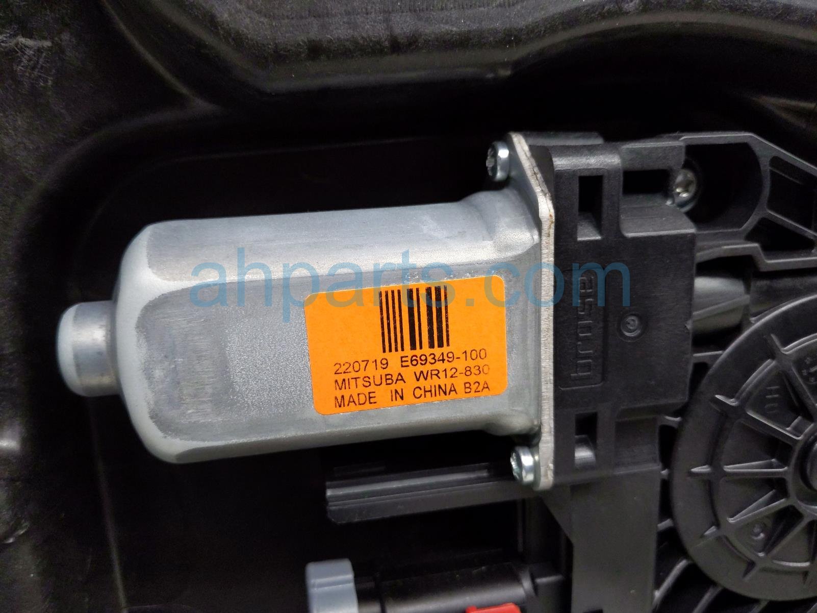 2023 Jeep Cherokee Front Driver Door Blue No Mirror/trim 68640461AA Replacement 2023 Jeep Cherokee Front Driver Door Blue No Mirror/trim 68640461AA Replacement thumbnail