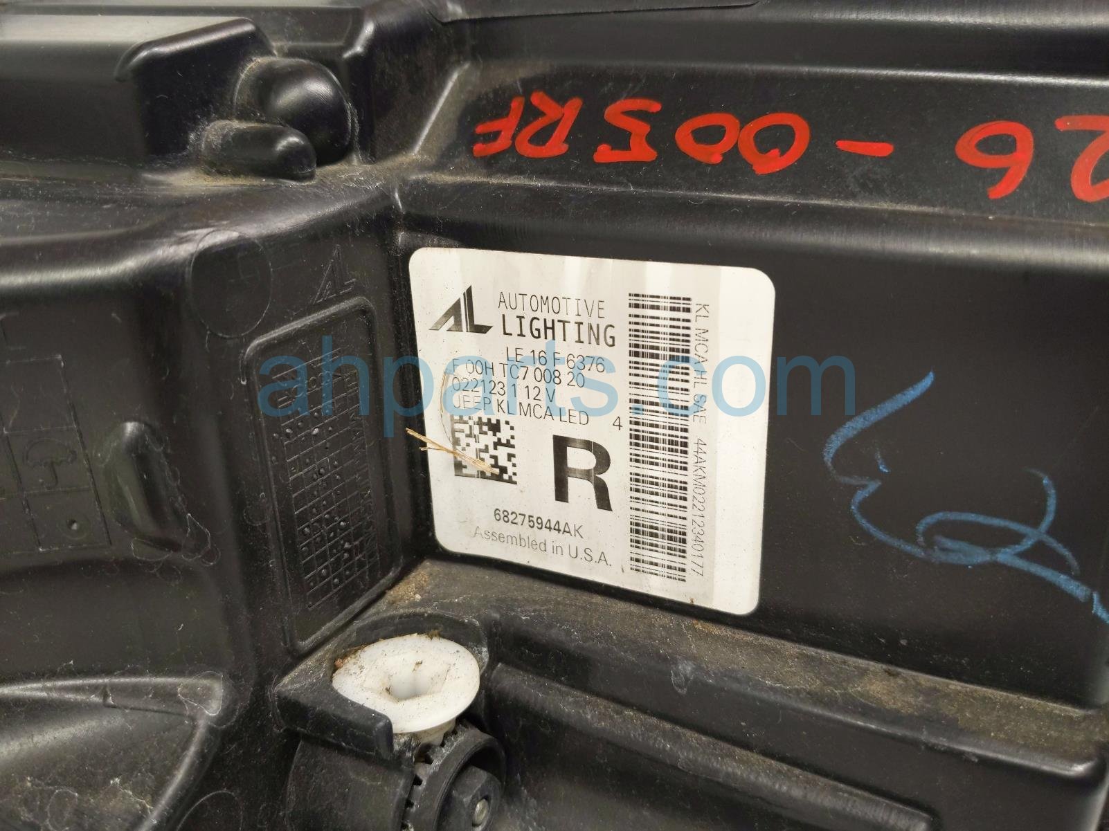 2023 Jeep Cherokee Headlight Passenger Headlamp / Light 68275944AK Replacement 2023 Jeep Cherokee Headlight Passenger Headlamp / Light 68275944AK Replacement thumbnail