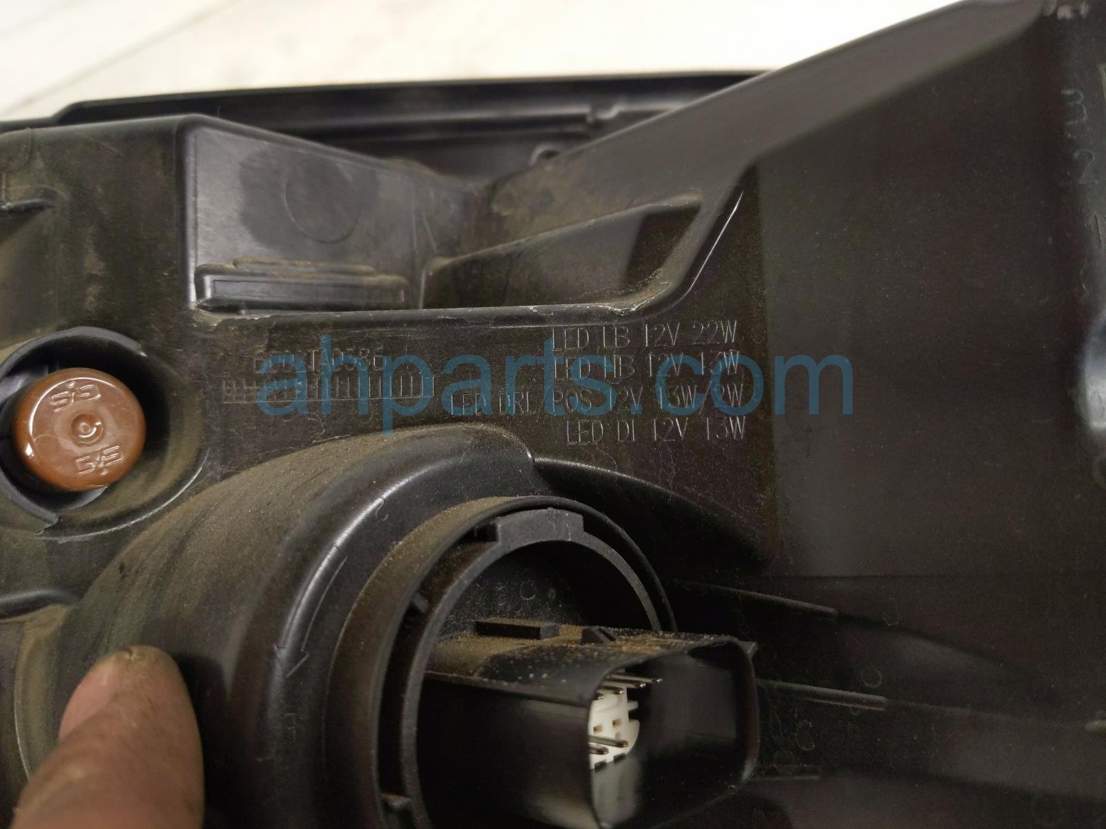 2023 Jeep Cherokee Headlight Passenger Headlamp / Light 68275944AK Replacement 2023 Jeep Cherokee Headlight Passenger Headlamp / Light 68275944AK Replacement thumbnail