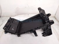 Acura CENTER CONSOLE W/OUTLET USB - BLK Acura CENTER CONSOLE W/OUTLET USB - BLK