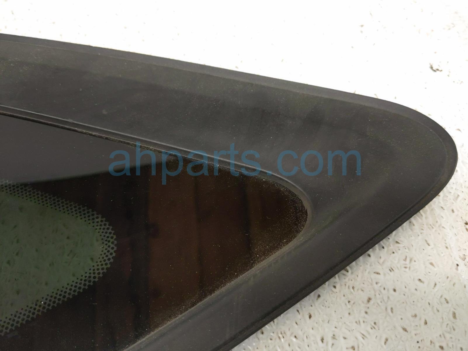 2023 Ford Escape Driver Quarter Window Glass LJ6Z 7829711 E Replacement 2023 Ford Escape Driver Quarter Window Glass LJ6Z 7829711 E Replacement thumbnail