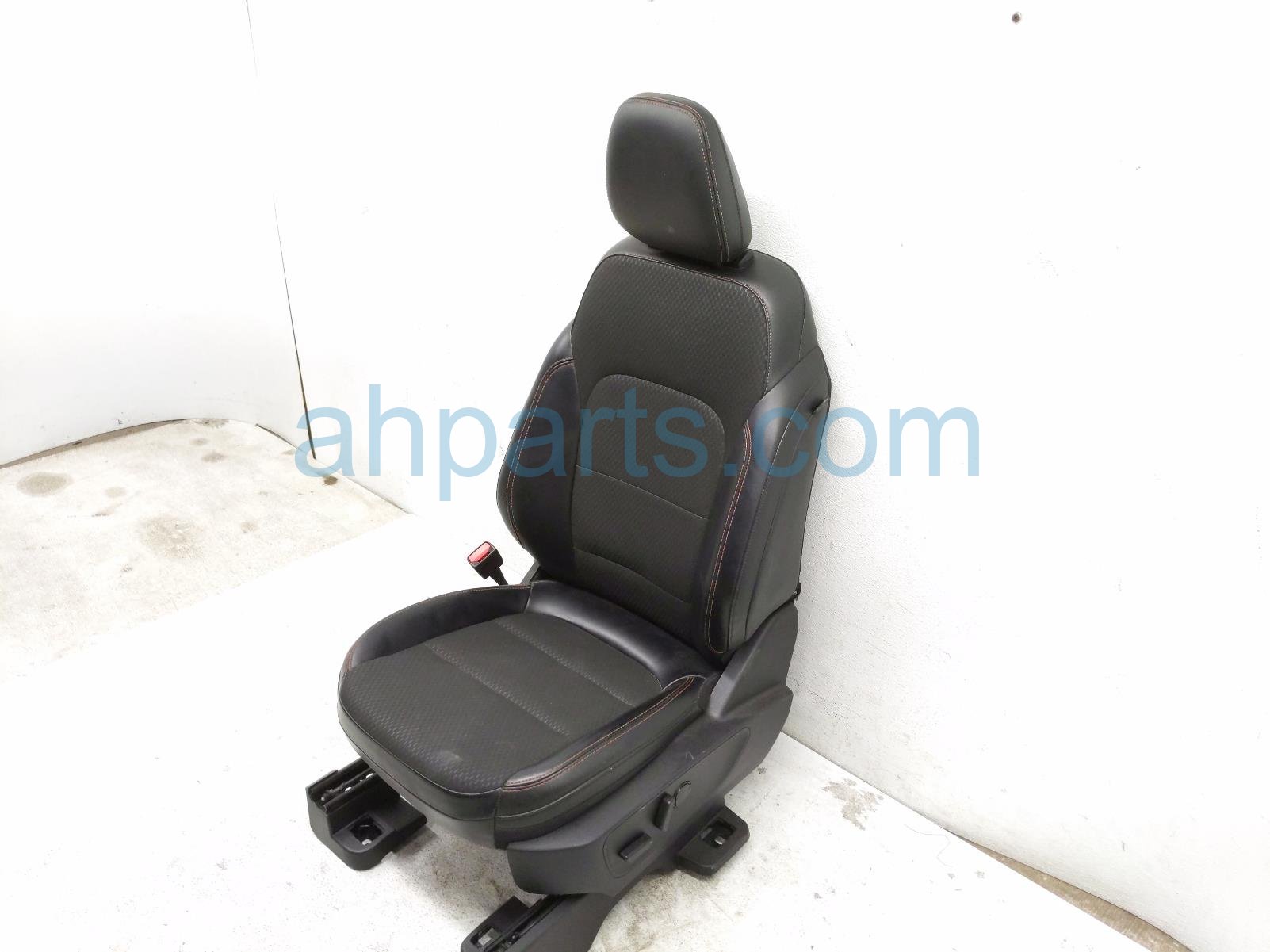 2023 Ford Escape Front Driver Seat Black W/ Airbag PJ6Z 7864417 AB Replacement 2023 Ford Escape Front Driver Seat Black W/ Airbag PJ6Z 7864417 AB Replacement thumbnail