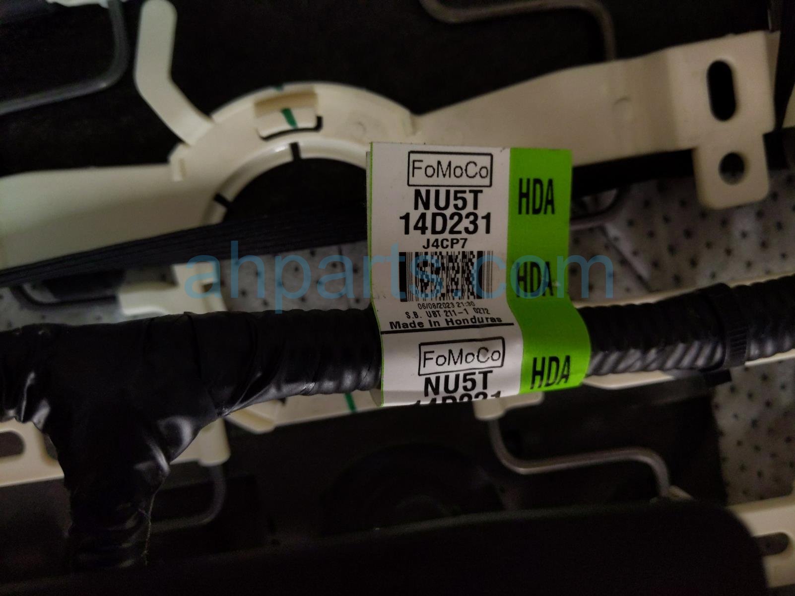 2023 Ford Escape Front Driver Seat Black W/ Airbag PJ6Z 7864417 AB Replacement 2023 Ford Escape Front Driver Seat Black W/ Airbag PJ6Z 7864417 AB Replacement thumbnail