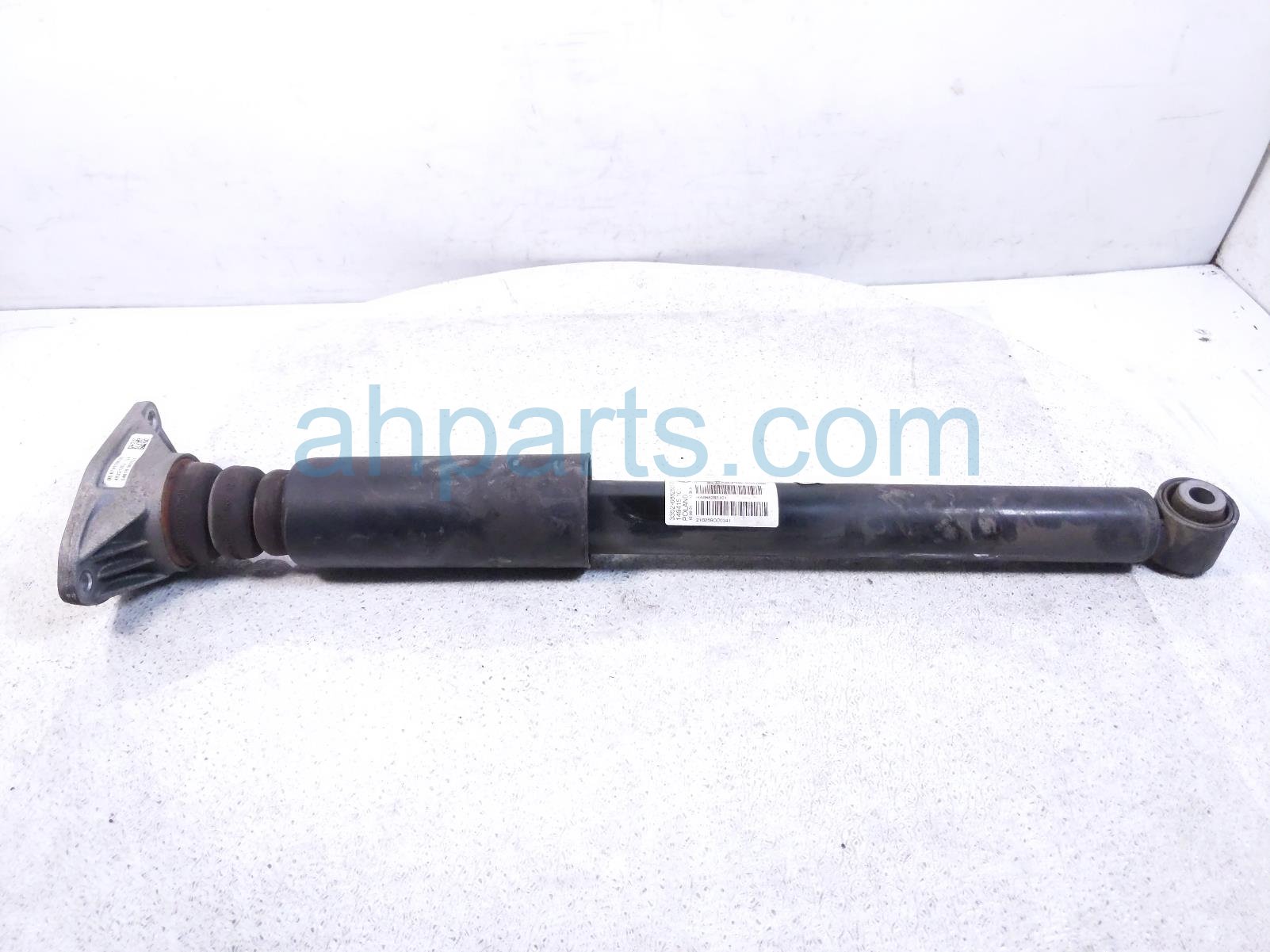 $40 BMW RR/LH SHOCK ABSORBER