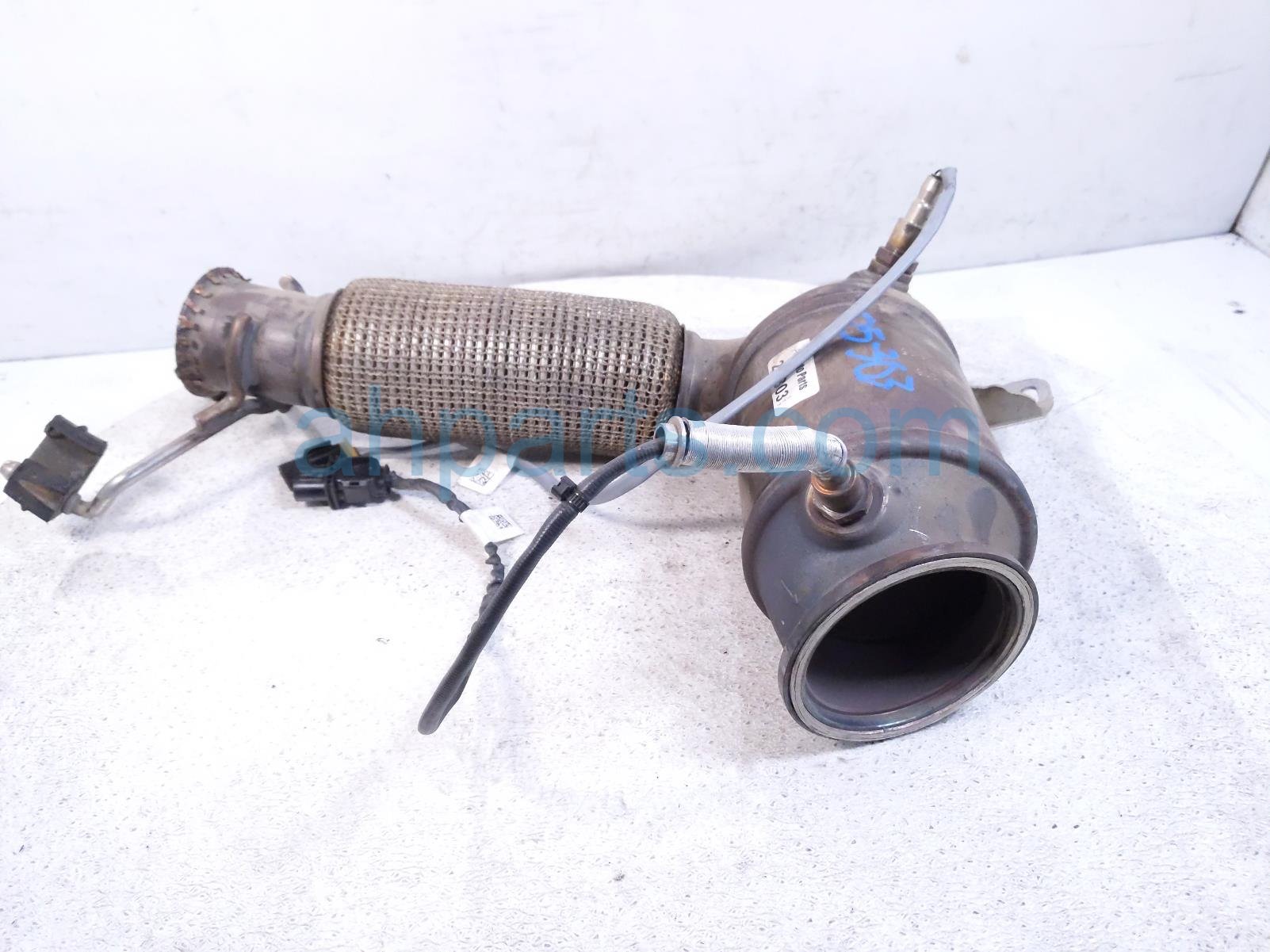 $75 BMW FR/LH UPPER OXYGEN SENSOR - 2.0T