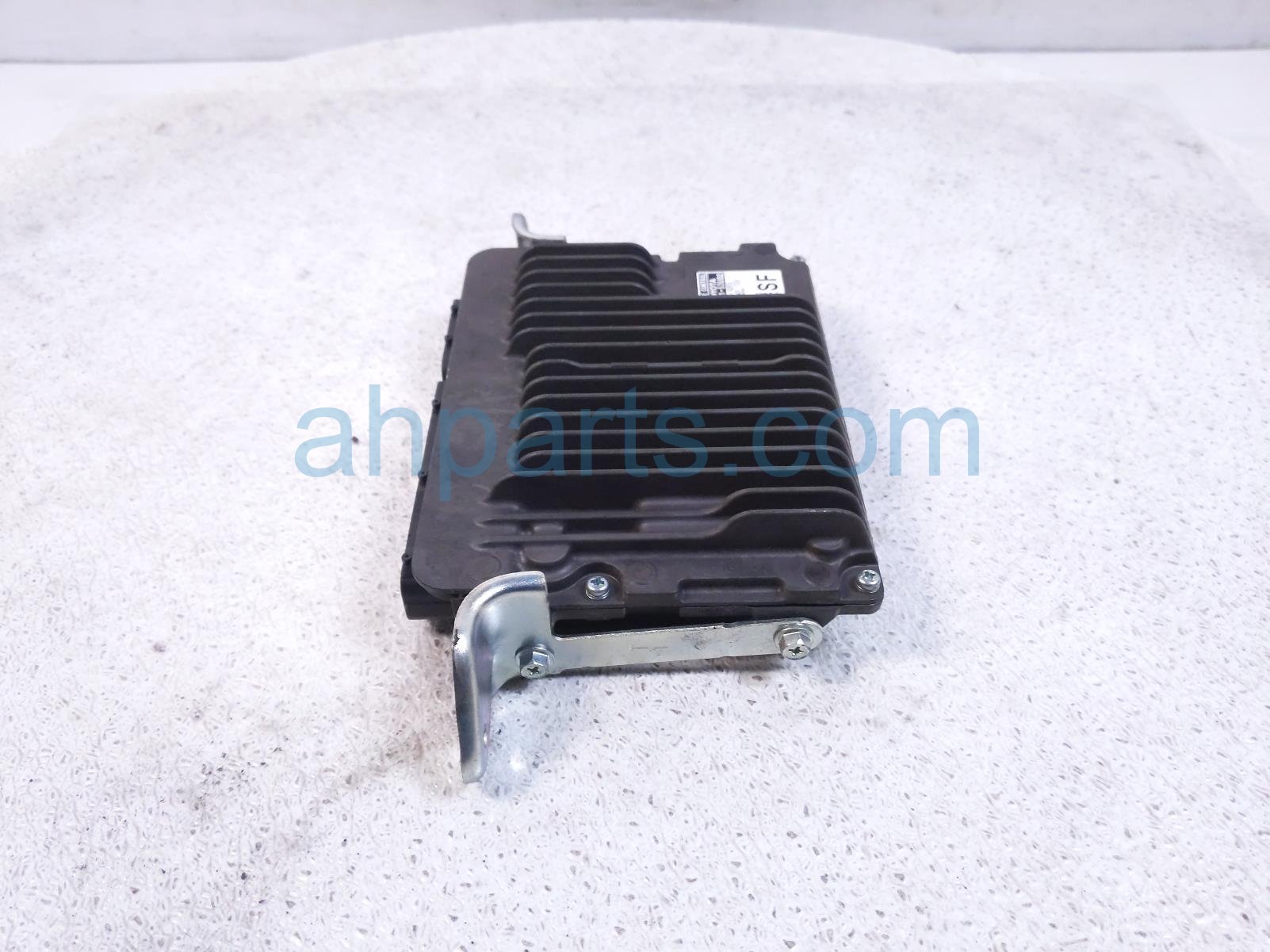 2018 Lexus Is300 Ecu Control Module / Engine Computer Unit At 89661 53U03 Replacement 2018 Lexus Is300 Ecu Control Module / Engine Computer Unit At 89661 53U03 Replacement thumbnail
