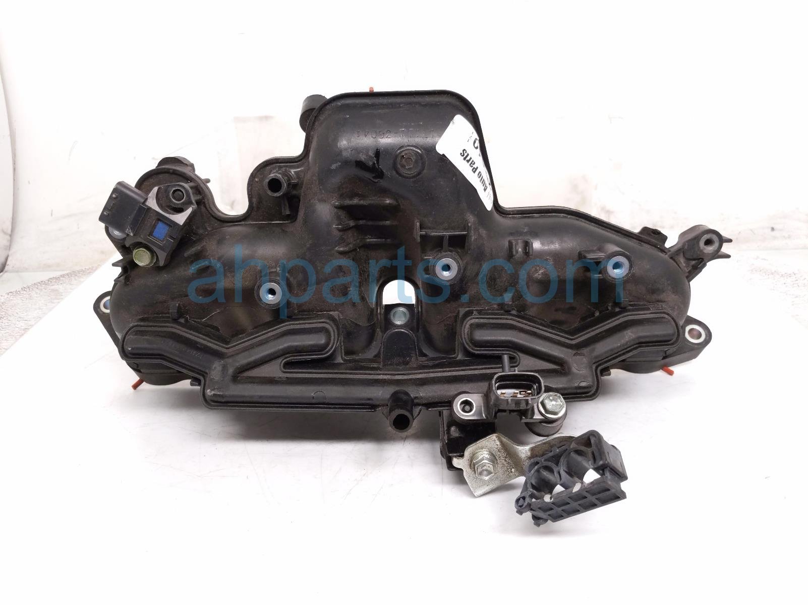 Lexus INTAKE MANIFOLD