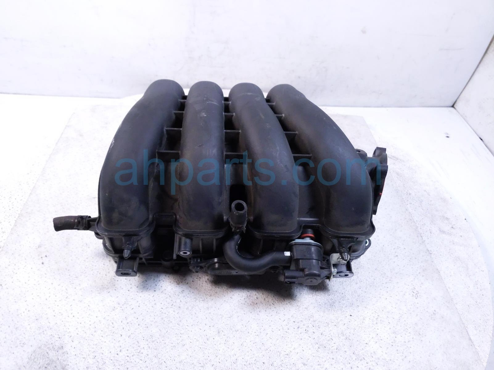 Mazda INTAKE MANIFOLD