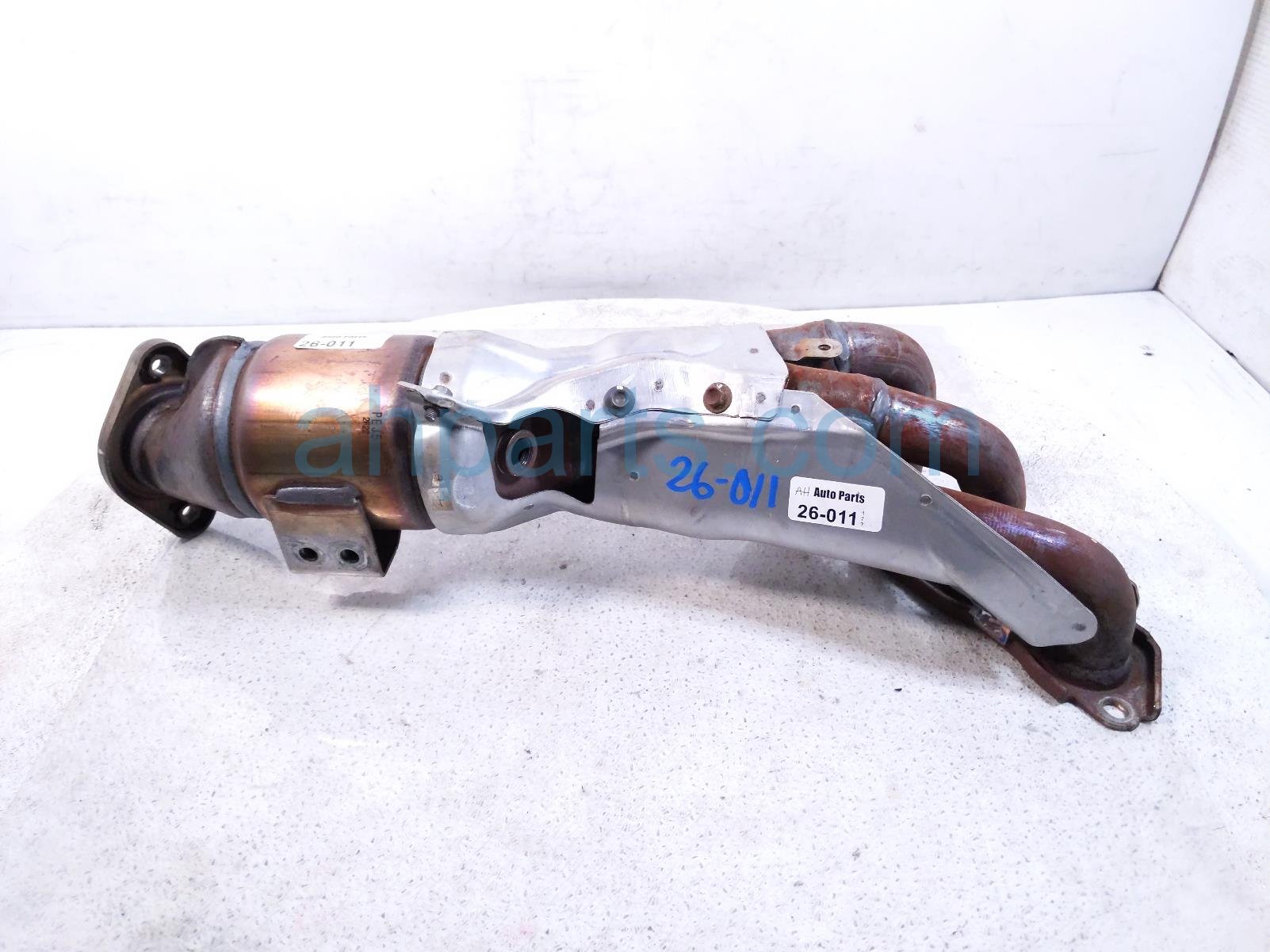 Mazda EXHAUST MANIFOLD Mazda EXHAUST MANIFOLD