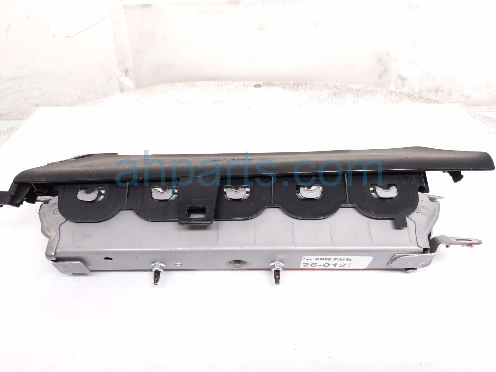 Toyota DRIVER KNEE AIR BAG