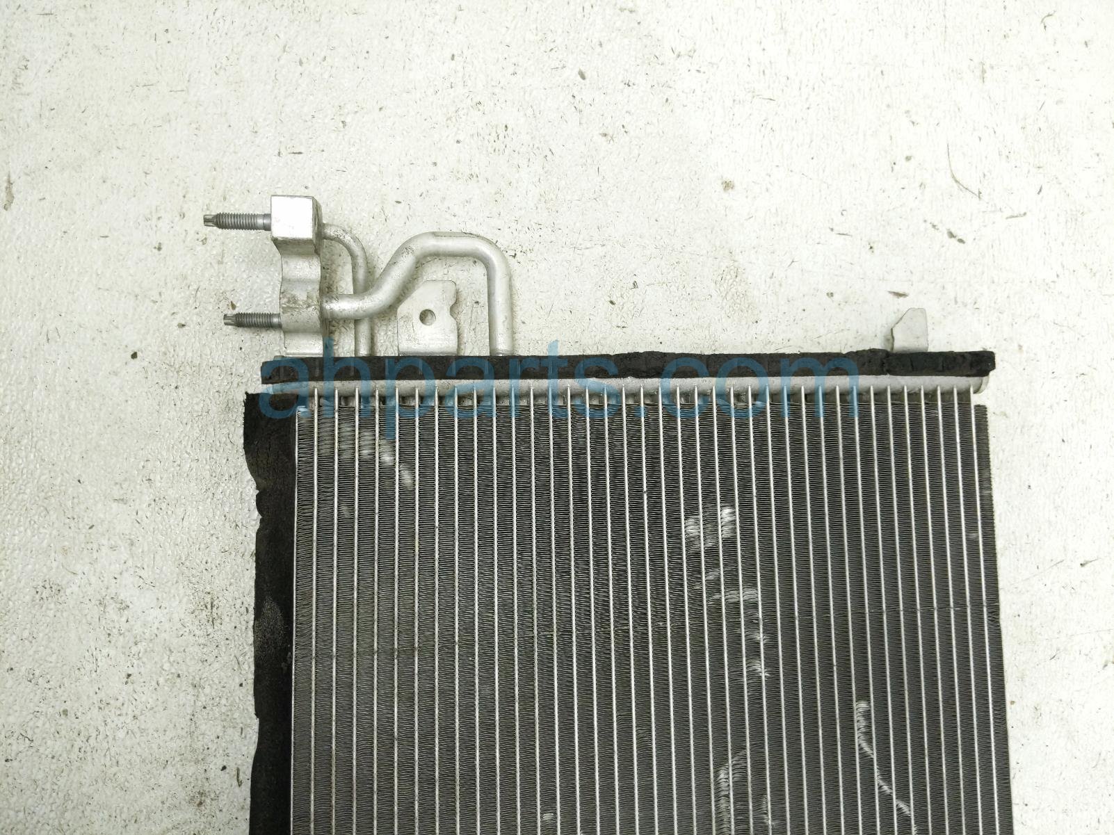 2017 Ford Fusion Ac Condenser J7H 19F565 AB Replacement 2017 Ford Fusion Ac Condenser J7H 19F565 AB Replacement thumbnail