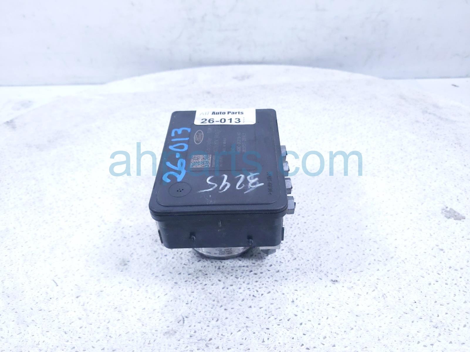 2017 Ford Fusion (anti Lock Brake) Abs/vsa Pump Modulator KG9Z 2C215 B Replacement 2017 Ford Fusion (anti Lock Brake) Abs/vsa Pump Modulator KG9Z 2C215 B Replacement thumbnail