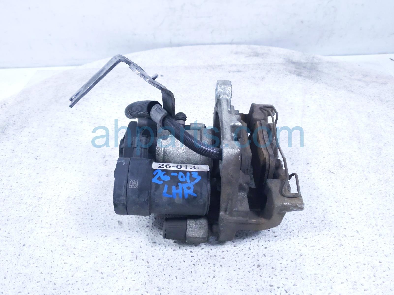 2017 Ford Fusion Rear Driver Brake Caliper DG9Z 2553 C Replacement 2017 Ford Fusion Rear Driver Brake Caliper DG9Z 2553 C Replacement thumbnail