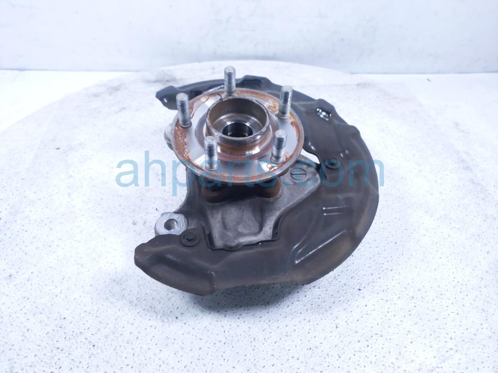 2017 Ford Fusion Front Driver Spindle Knuckle Hub DG9Z 3K186 B Replacement 2017 Ford Fusion Front Driver Spindle Knuckle Hub DG9Z 3K186 B Replacement thumbnail