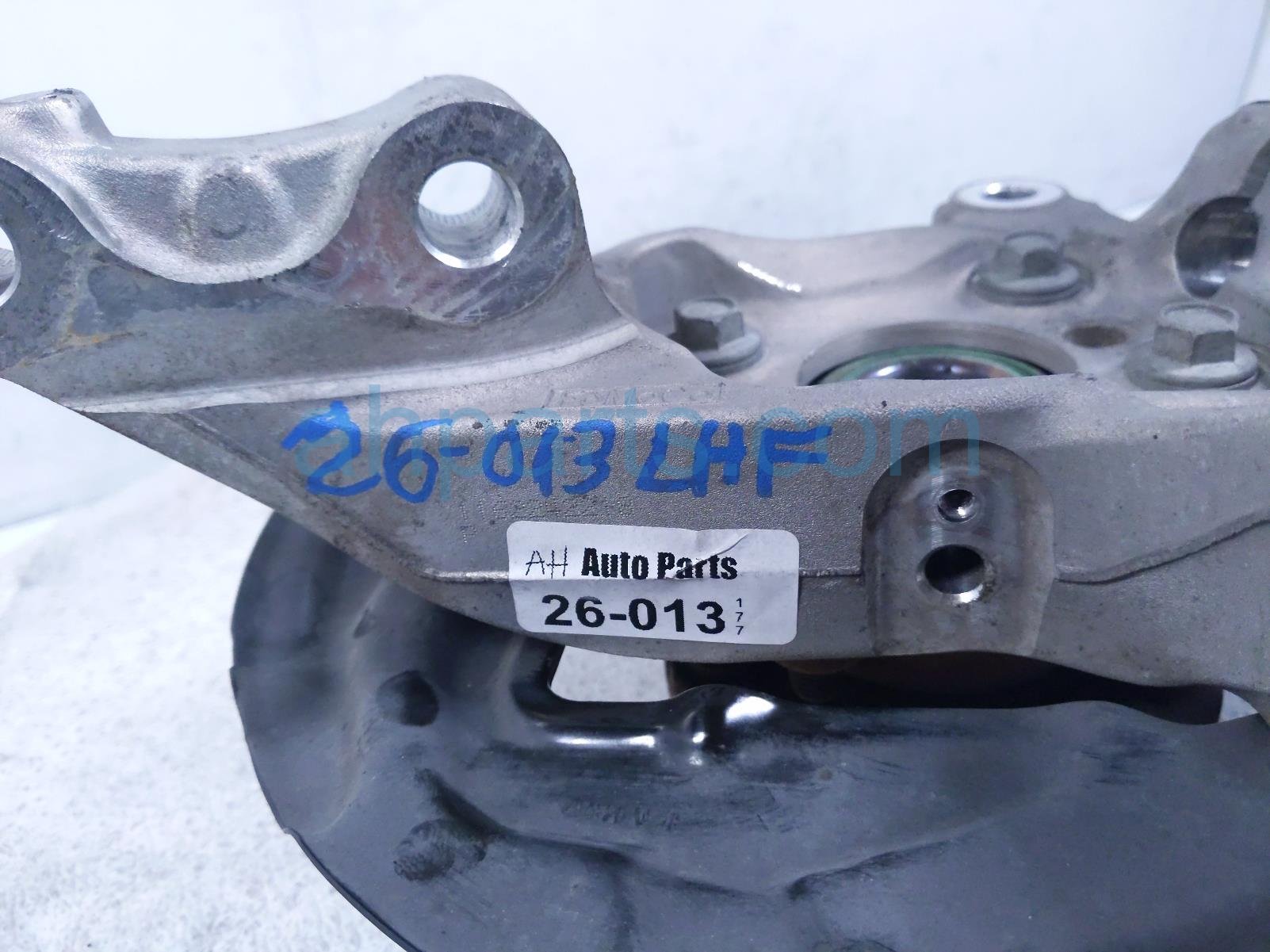 2017 Ford Fusion Front Driver Spindle Knuckle Hub DG9Z 3K186 B Replacement 2017 Ford Fusion Front Driver Spindle Knuckle Hub DG9Z 3K186 B Replacement thumbnail