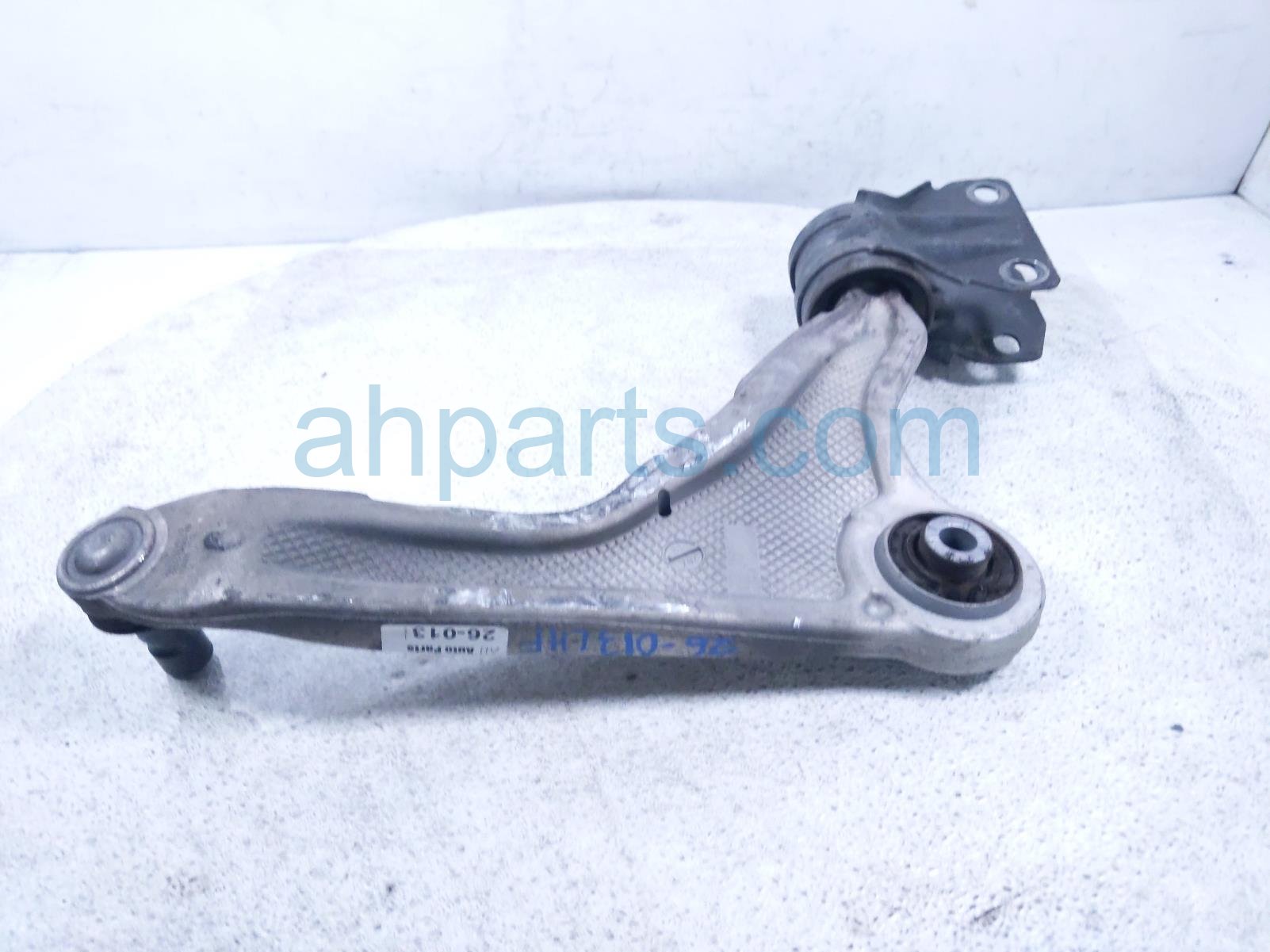 2017 Ford Fusion Front Driver Lower Control Arm GS7Z 3079 B Replacement 2017 Ford Fusion Front Driver Lower Control Arm GS7Z 3079 B Replacement thumbnail