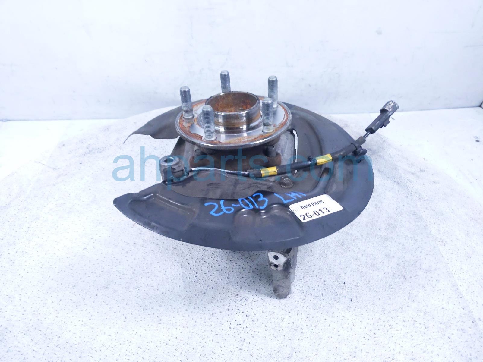 2017 Ford Fusion Axle Stub Rear Driver Spindle Knuckle Hub DG9Z 5B759 E Replacement 2017 Ford Fusion Axle Stub Rear Driver Spindle Knuckle Hub DG9Z 5B759 E Replacement thumbnail