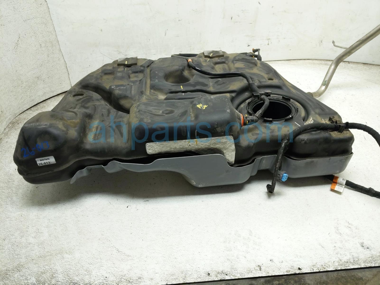 2017 Ford Fusion Gas / Fuel Tank EG9Z 9002 G Replacement 2017 Ford Fusion Gas / Fuel Tank EG9Z 9002 G Replacement thumbnail