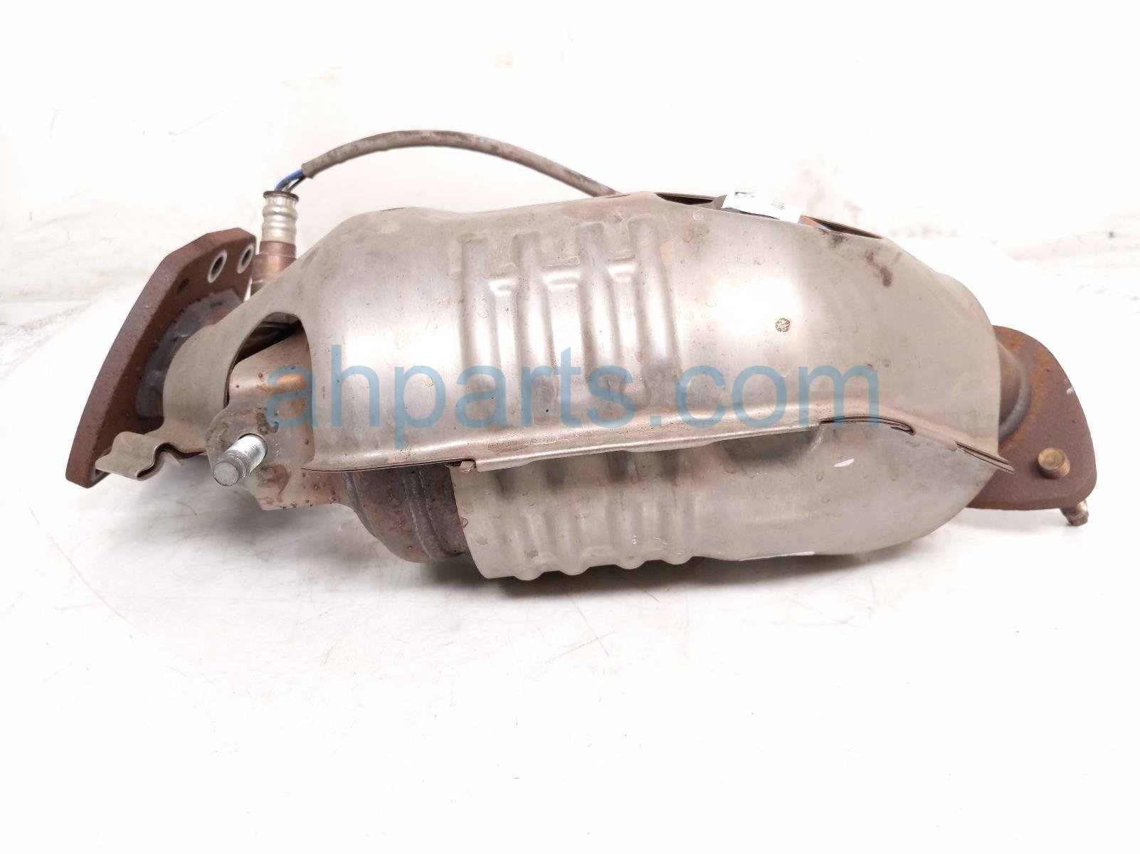 $399 Toyota REAR RH EXHAUST CONVERTER - 3.5L