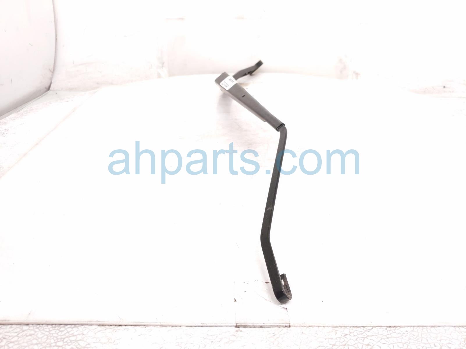 2018 BMW X5 Passenger Windshield Wiper Arm 61 61 7 304 071 Replacement 2018 BMW X5 Passenger Windshield Wiper Arm 61 61 7 304 071 Replacement thumbnail