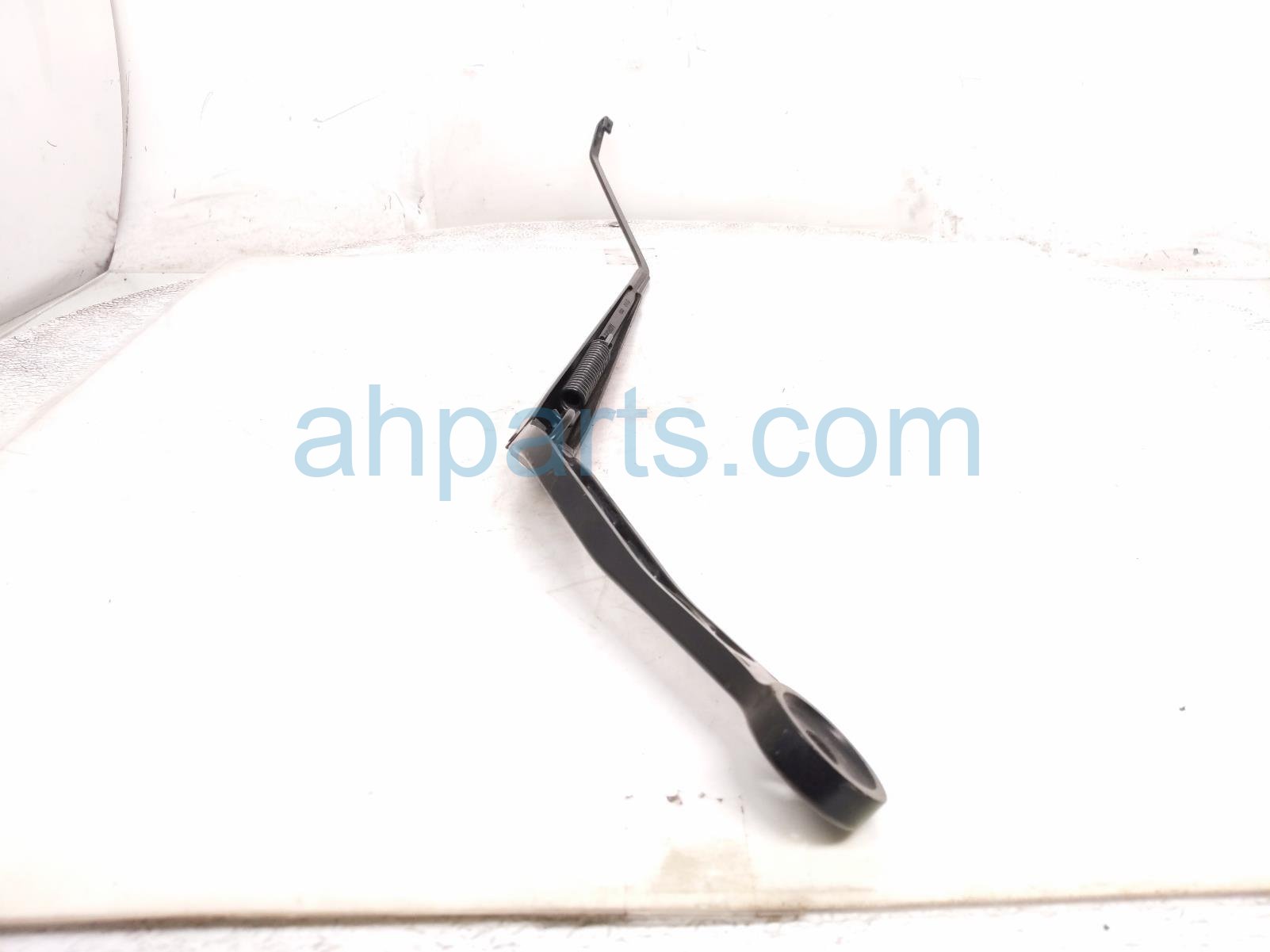 2018 BMW X5 Passenger Windshield Wiper Arm 61 61 7 304 071 Replacement 2018 BMW X5 Passenger Windshield Wiper Arm 61 61 7 304 071 Replacement thumbnail