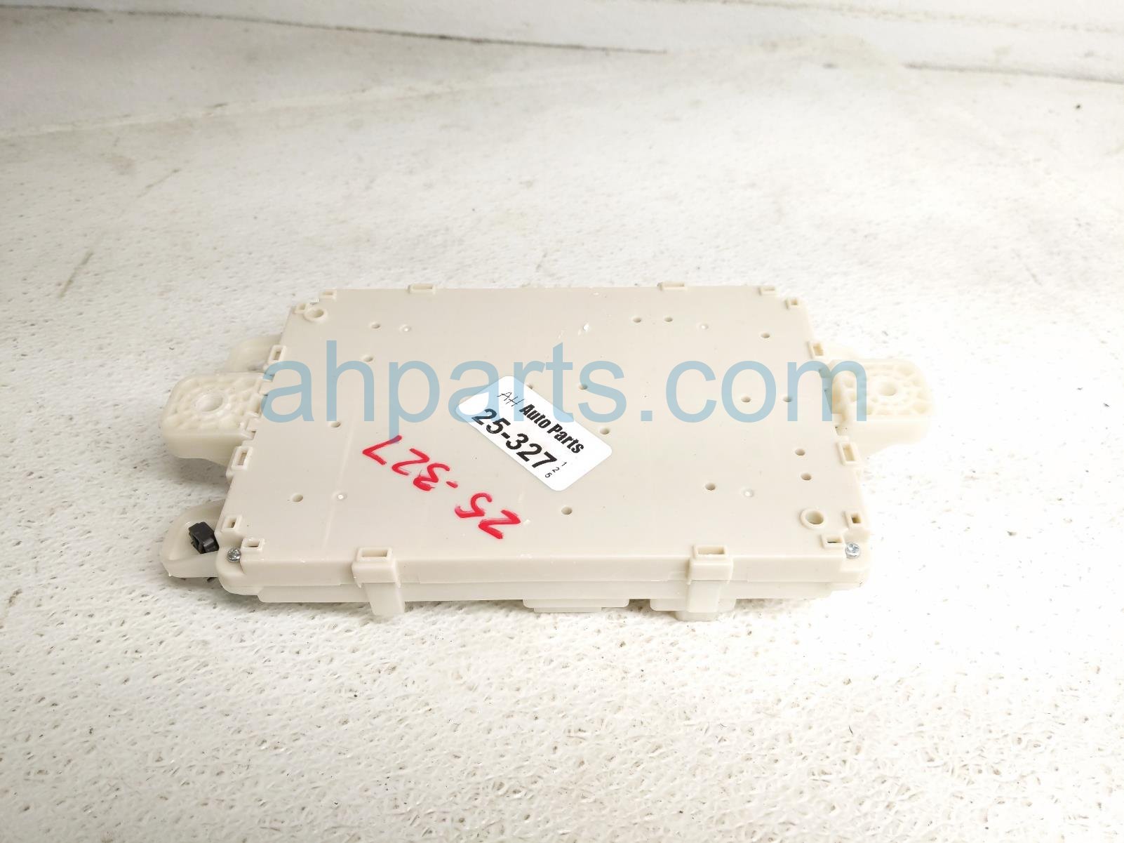 $149 Honda RH CABIN FUSE BOX - TOURING 3.5L AWD