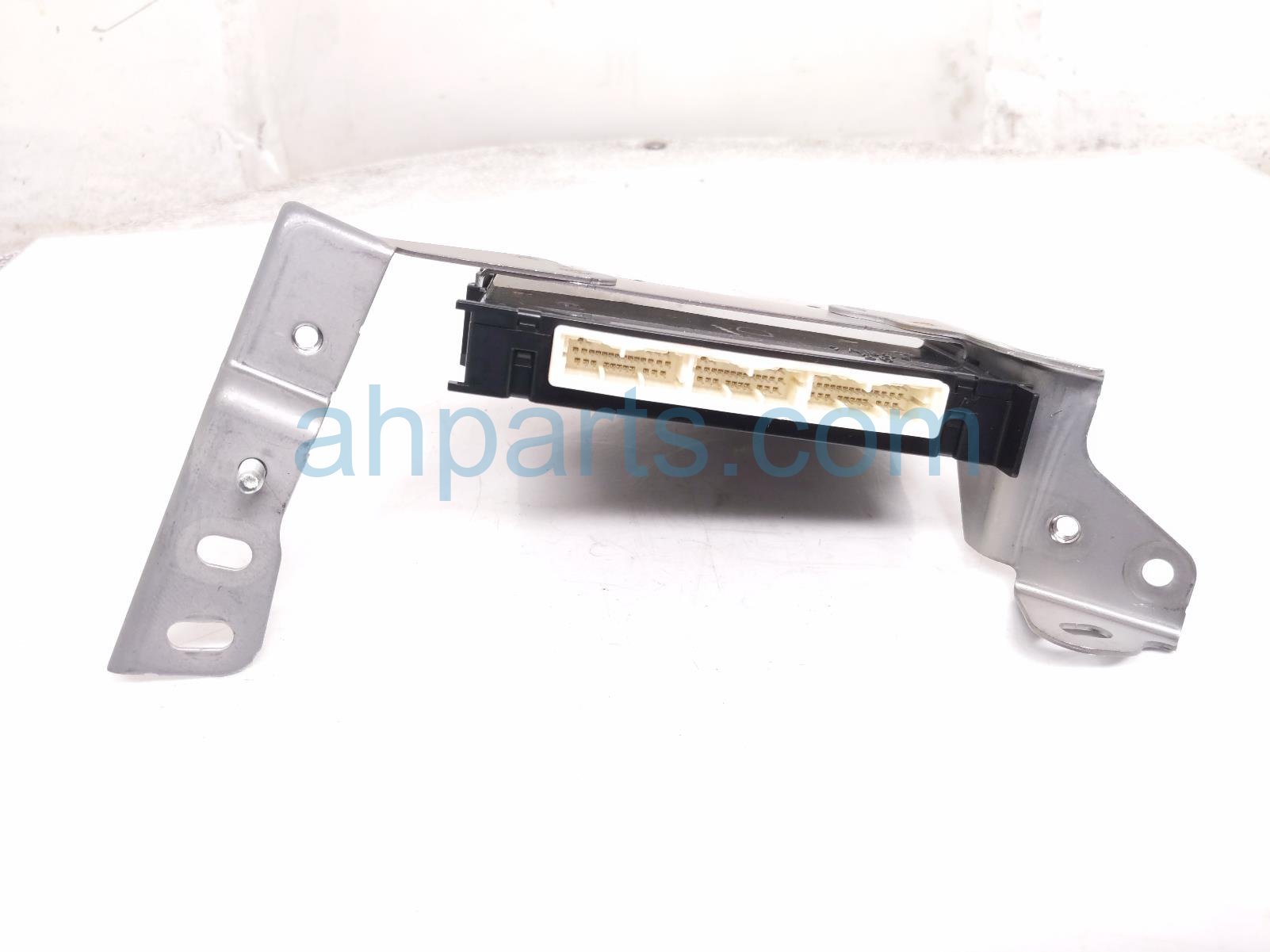 Toyota SMART KEY CONTROL MODULE