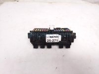 $29 Infiniti FUSE BOX / JUNCTION BLOCK - 3.0L $29 Infiniti FUSE BOX / JUNCTION BLOCK - 3.0L