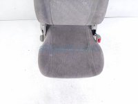 Toyota FR/RH SEAT - GREY - W/ AIRBAG Toyota FR/RH SEAT - GREY - W/ AIRBAG