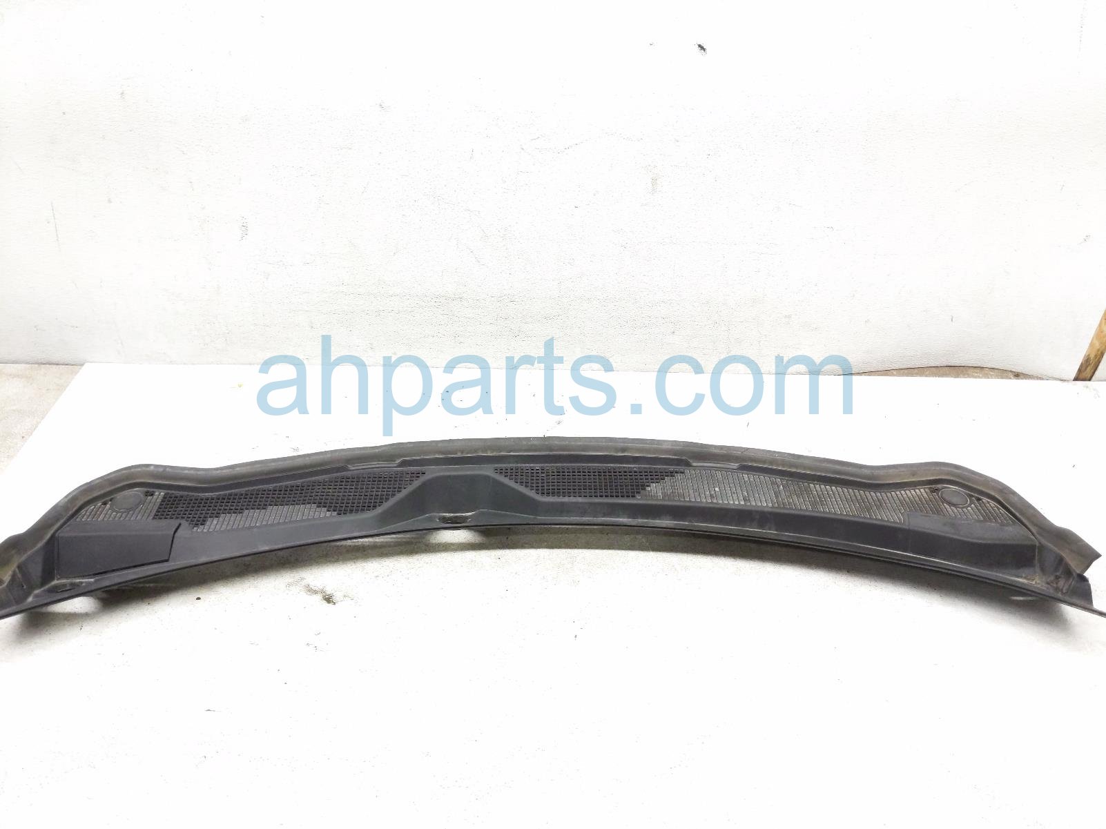 Honda WINDSHIELD COWL PANEL