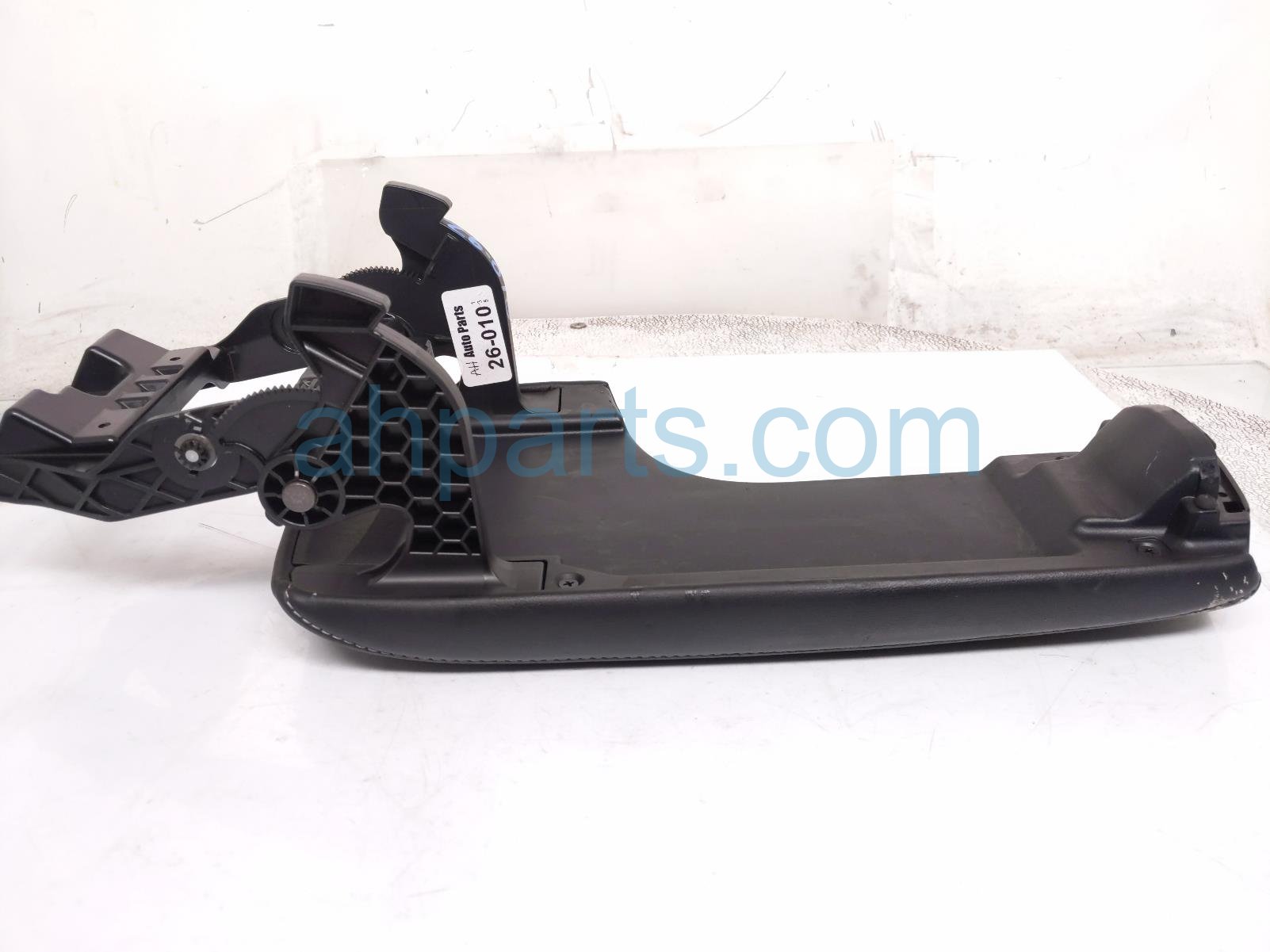 2018 Lexus Is300 Center Console Armrest Lid Black 58920 53031 C2 Replacement 2018 Lexus Is300 Center Console Armrest Lid Black 58920 53031 C2 Replacement thumbnail