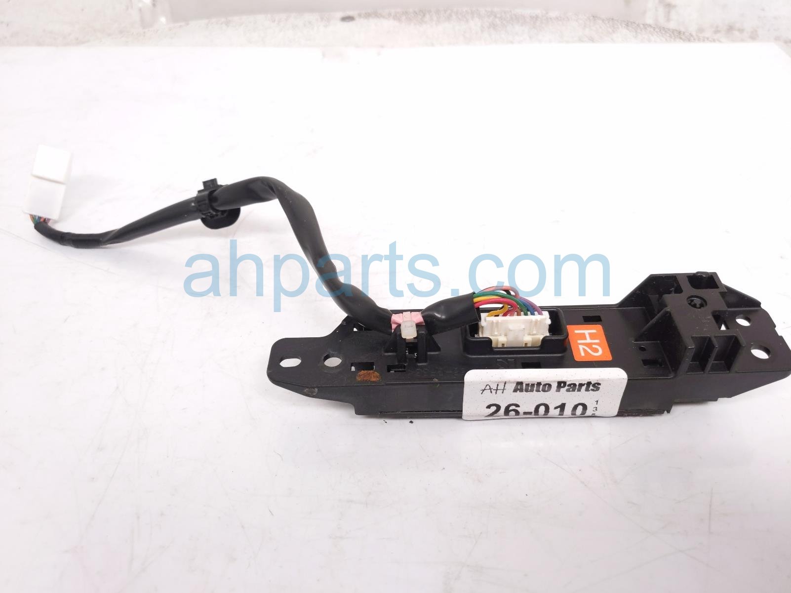 Lexus GEAR SHIFT SELECTOR INDICATOR